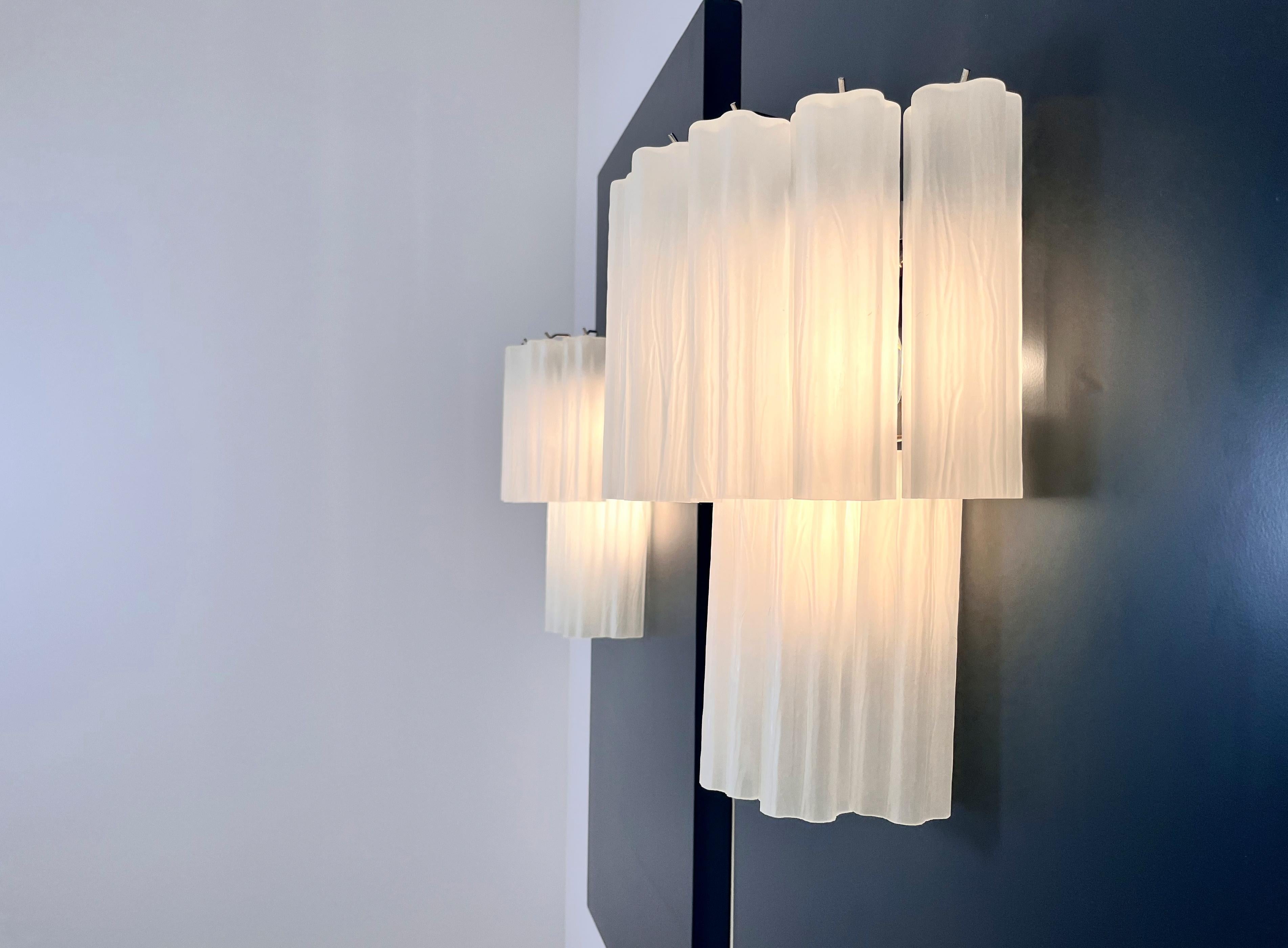 Fantastic pair of Murano Glass Tube wall sconces - 13 etched glass tube in vendita 6