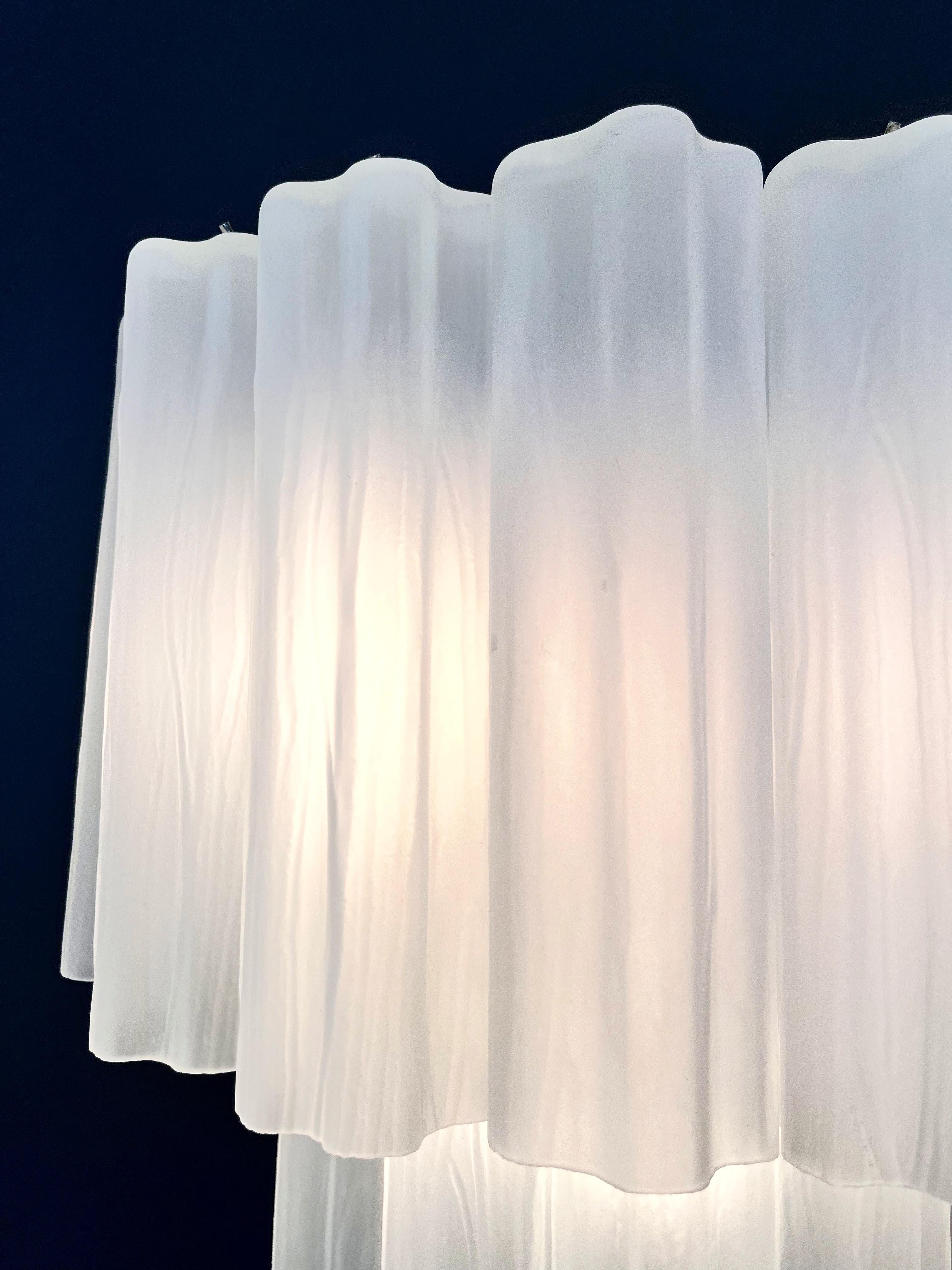 Fantastic pair of Murano Glass Tube wall sconces - 13 etched glass tube in vendita 10