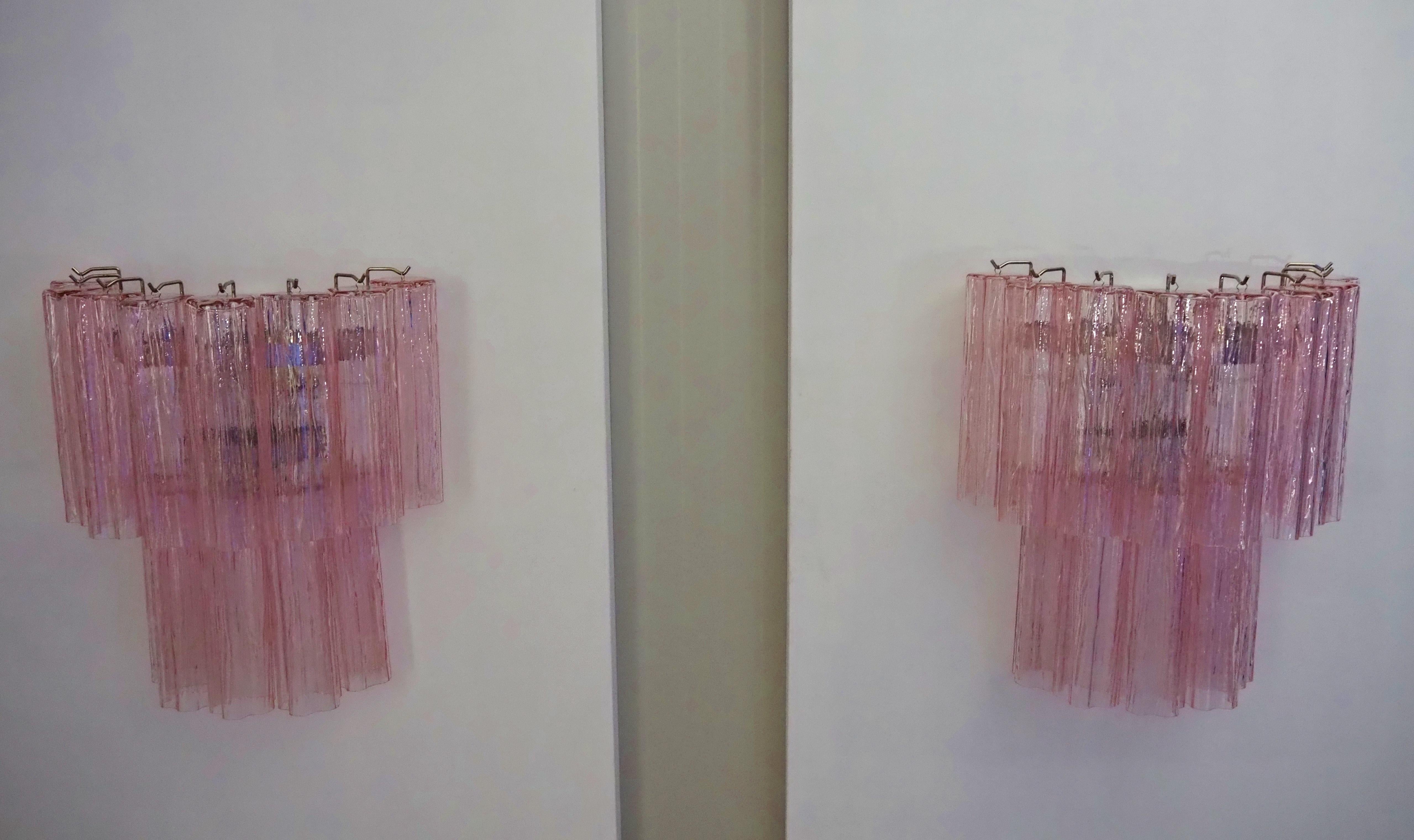 Fantastic pair of Murano Glass Tube wall sconces - 13 pink glass tube In condizioni discrete in vendita a Gaiarine Frazione Francenigo (TV), IT
