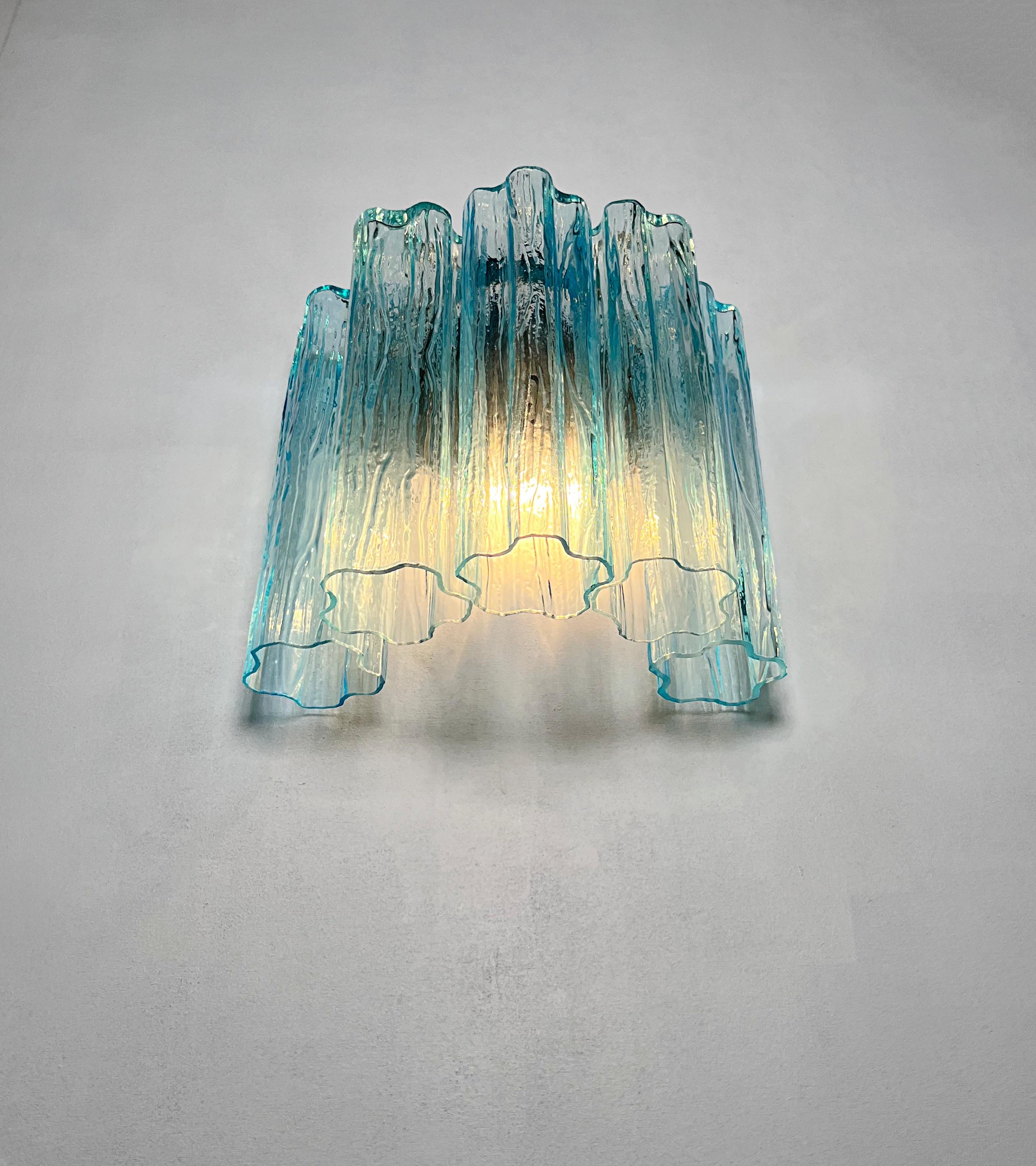 Fantastic pair of Murano Glass Tube wall sconces - 5 blue glass tube For Sale 7