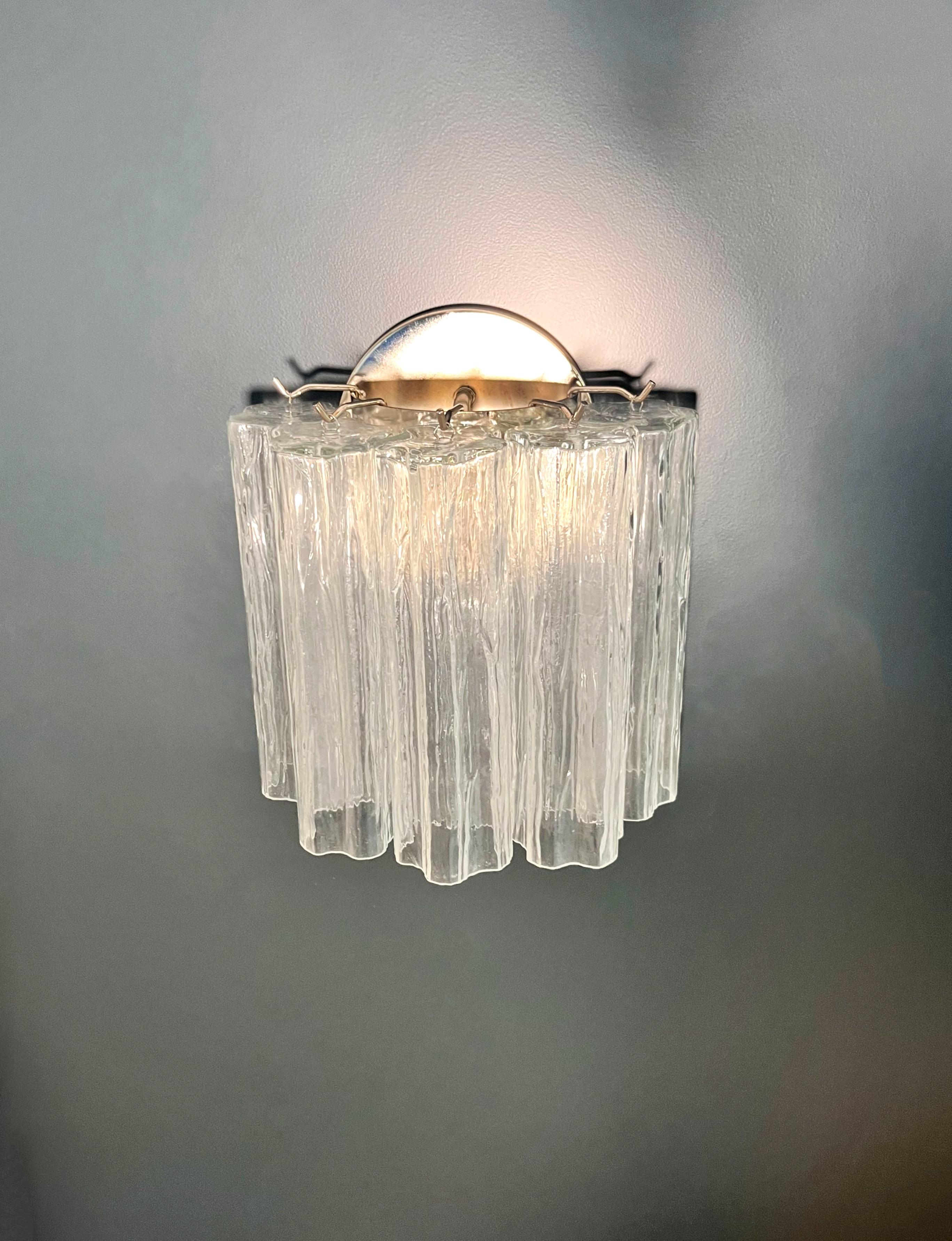 Fantástico par de apliques de cristal de Murano - 5 tubos de cristal transparente en venta 3