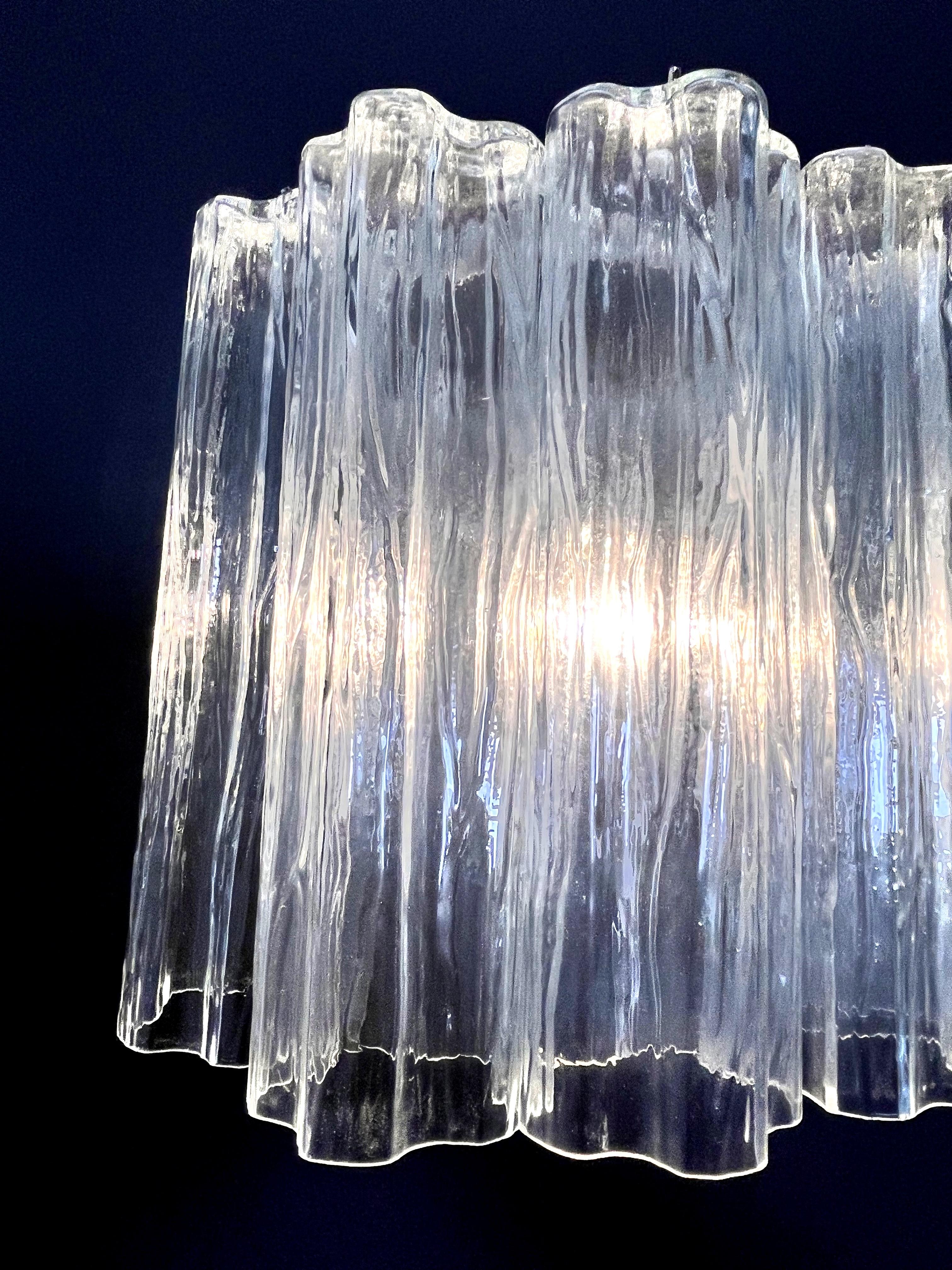 Fantástico par de apliques de cristal de Murano - 5 tubos de cristal transparente en venta 9