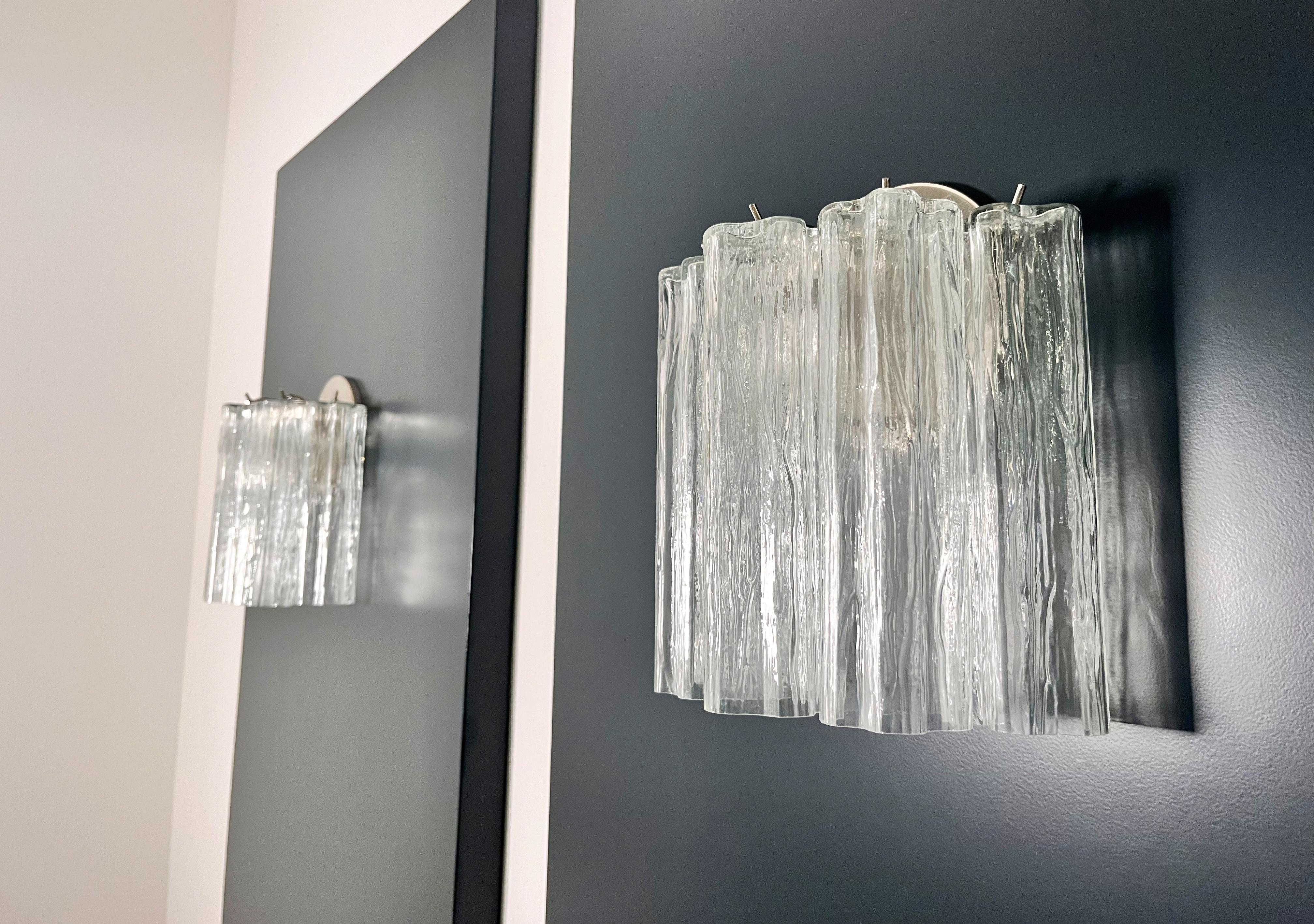 Fantástico par de apliques de cristal de Murano - 5 tubos de cristal transparente en venta 1