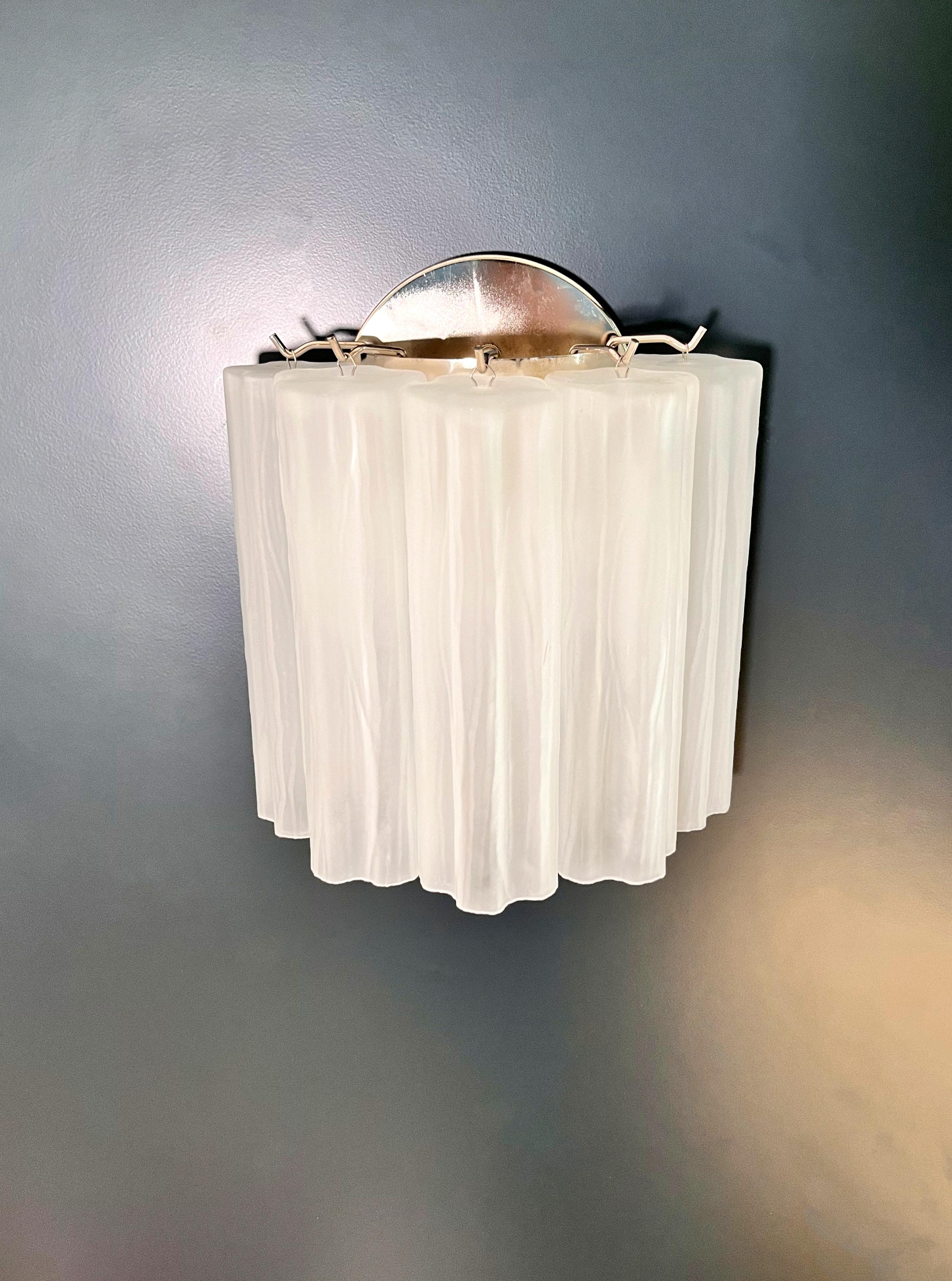 Fantastic pair of Murano Glass Tube wall sconces - 5 etched glass tube in vendita 4