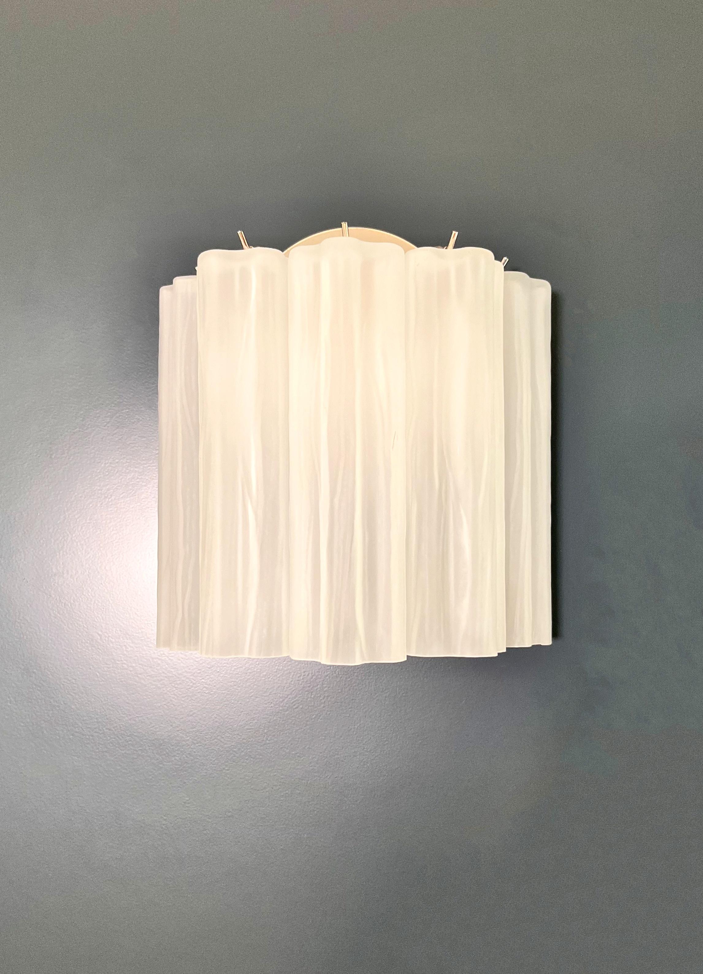 Fantastic pair of Murano Glass Tube wall sconces - 5 etched glass tube in vendita 1