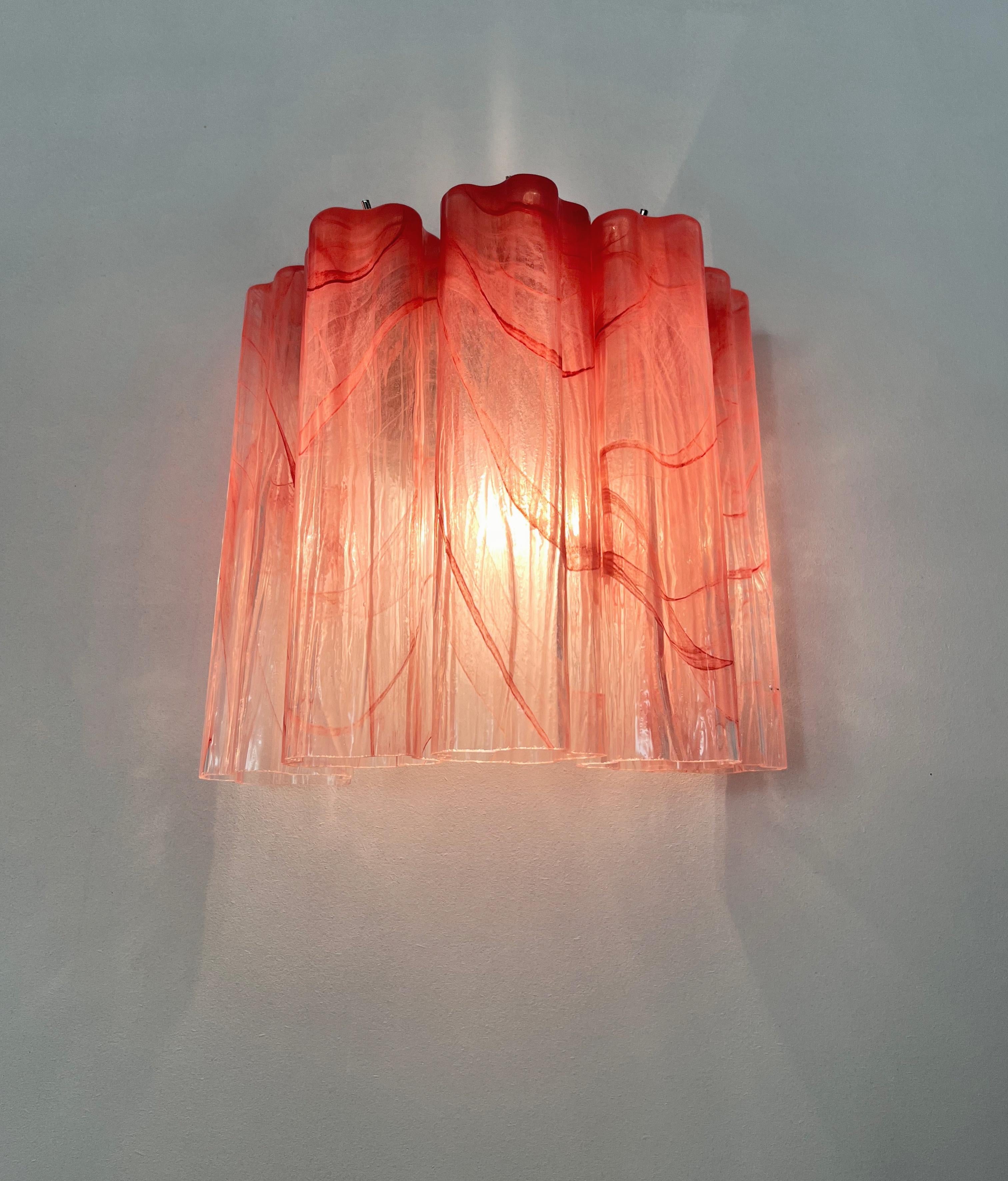 Fantastic pair of Murano Glass Tube wall sconces - 5 pink alabaster glass tube in vendita 6