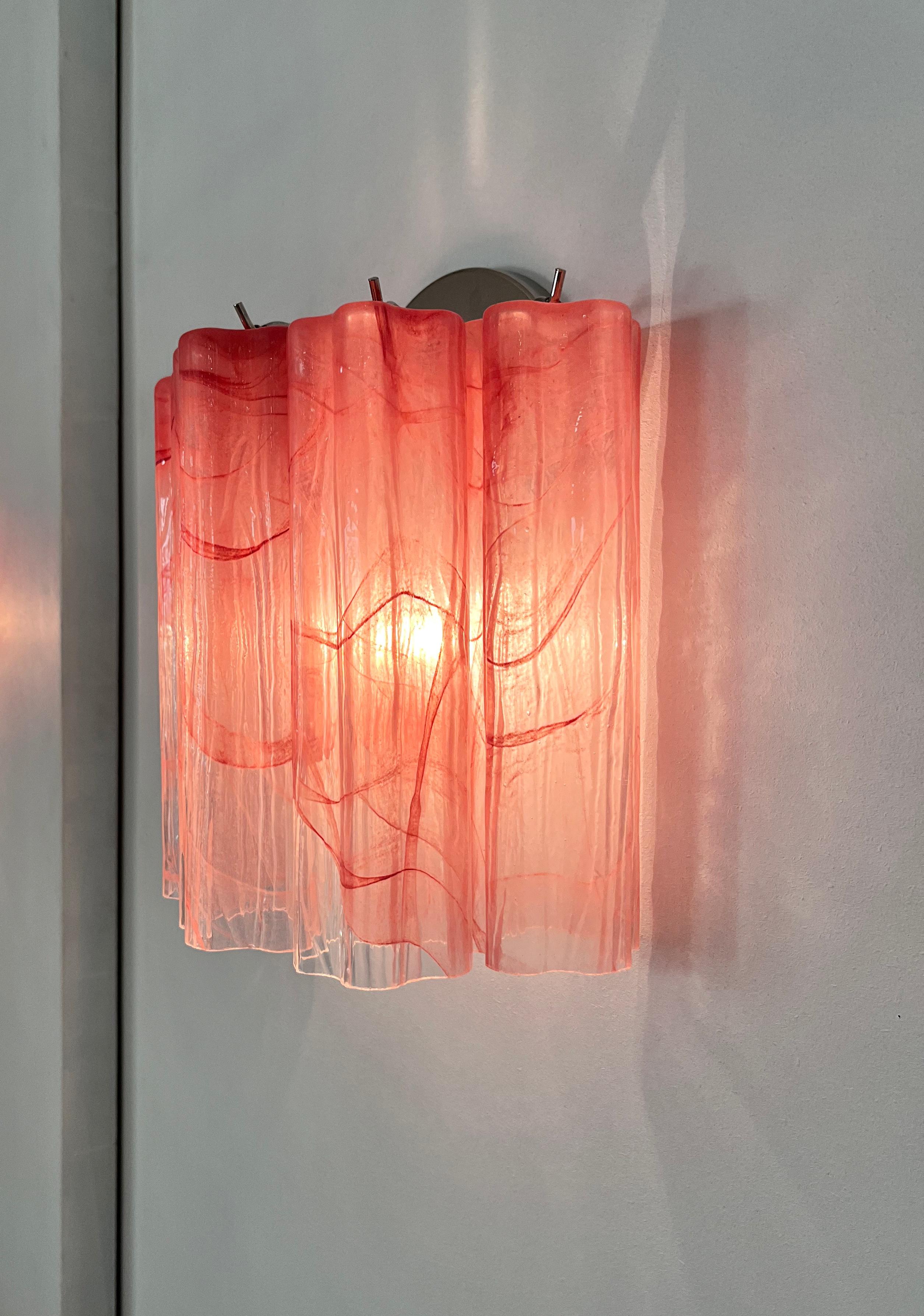 Fantastic pair of Murano Glass Tube wall sconces - 5 pink alabaster glass tube in vendita 9