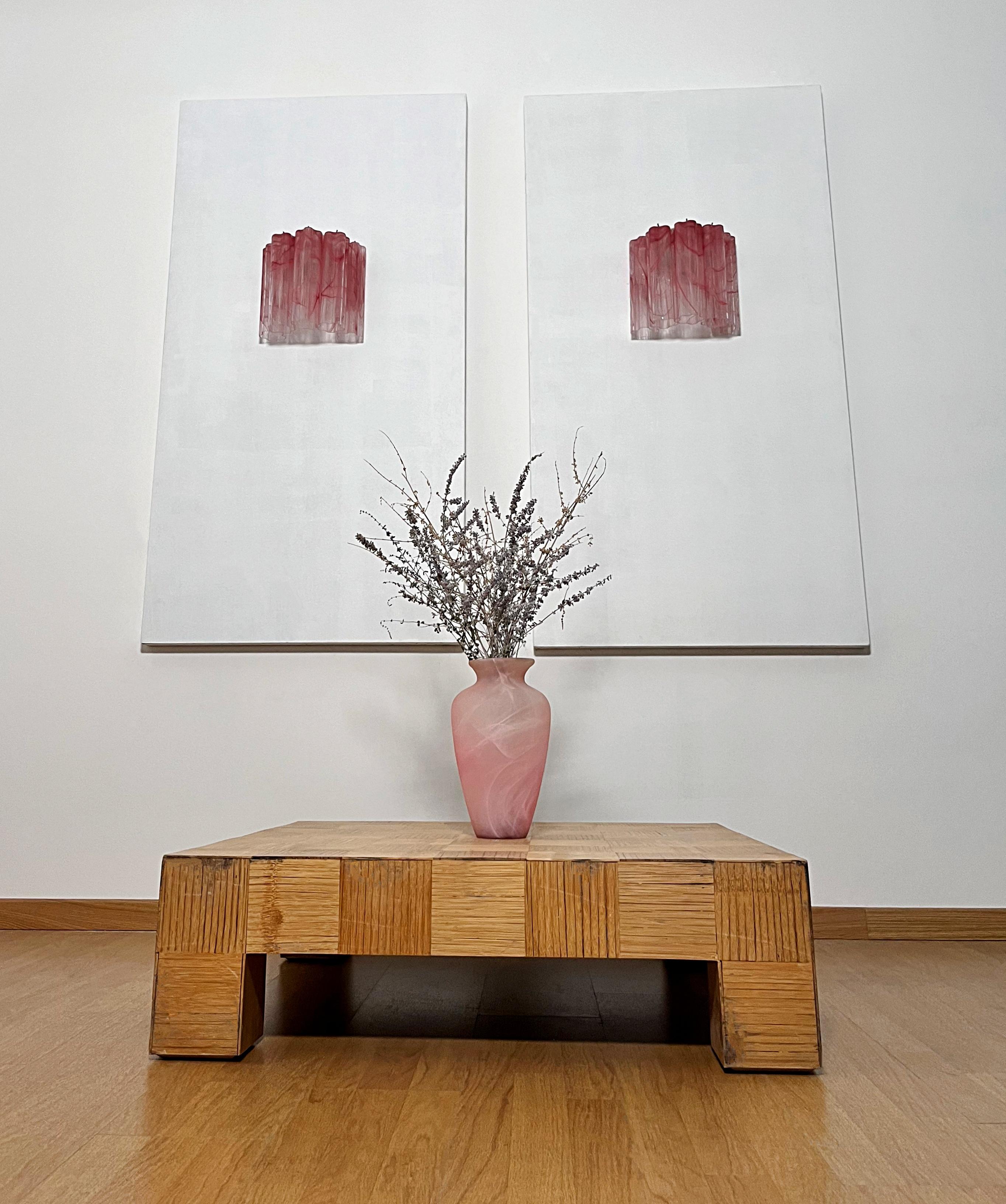 Mid-Century moderno Fantastic pair of Murano Glass Tube wall sconces - 5 pink alabaster glass tube in vendita