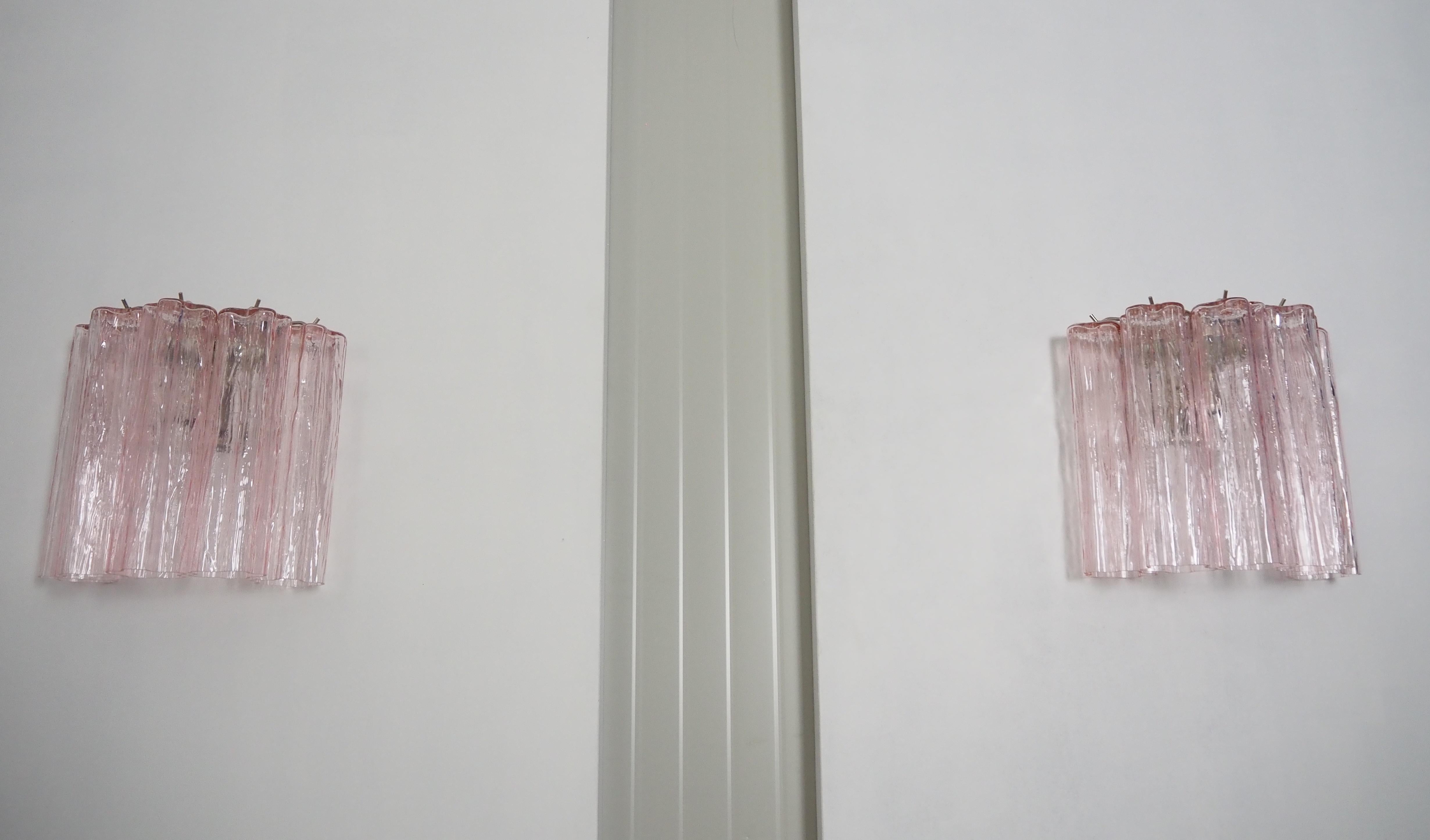 Fantastic pair of Murano Glass Tube wall sconces - 5 pink glass tube 5