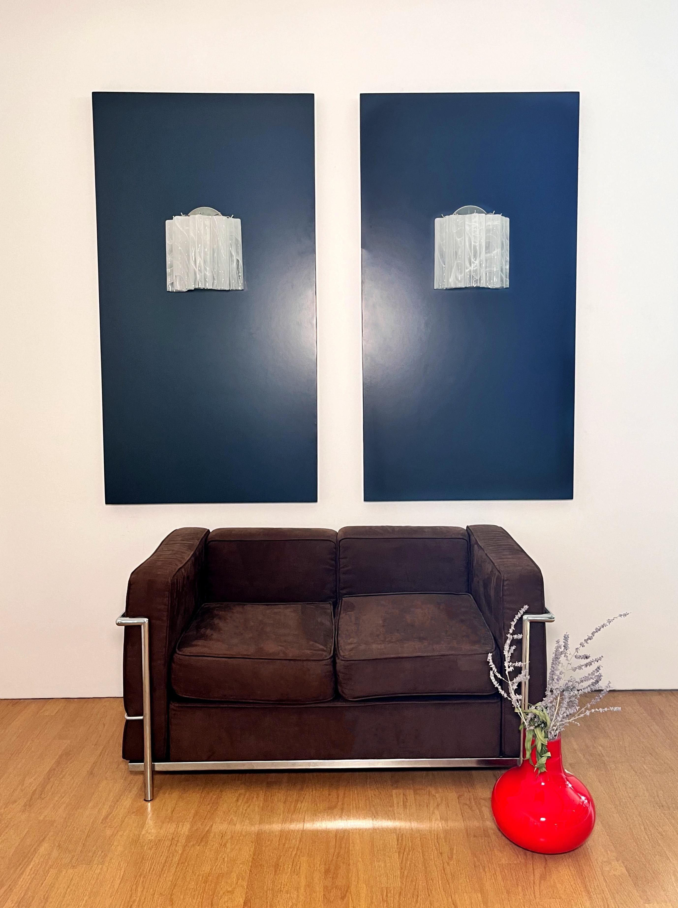 Fantastic pair of Murano Glass Tube wall sconces - 5 white alabaster glass tube in vendita 8