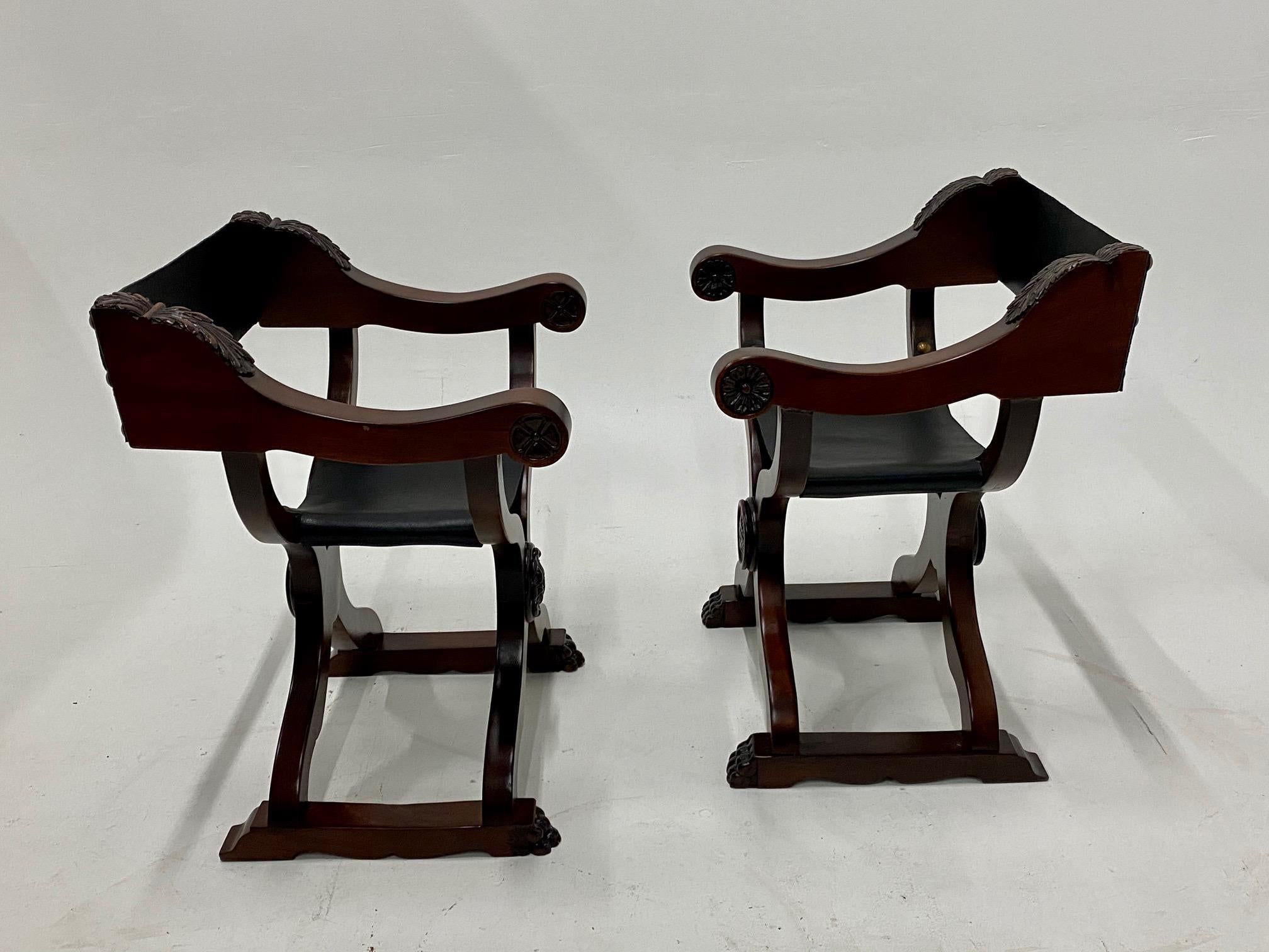 Fantastisches Paar neu restaurierter italienischer Savaranola-Stühle im Barockstil, neu Fantastic im Angebot 7