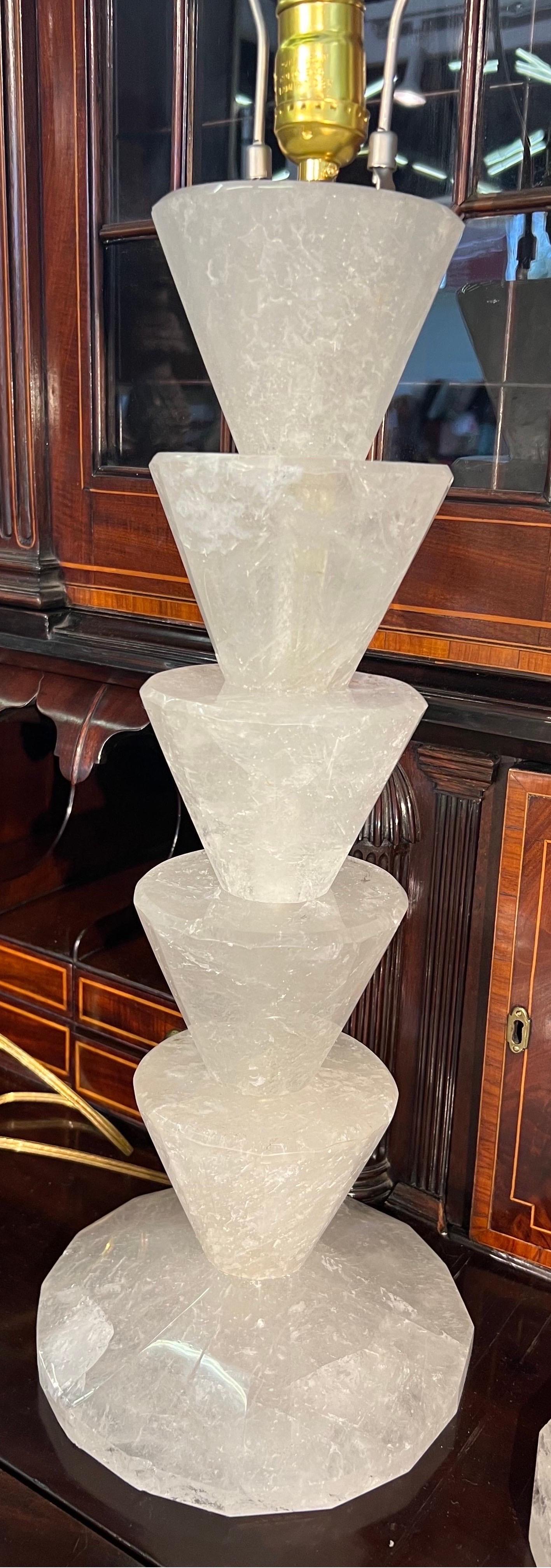 XXIe siècle et contemporain Fantastique paire de lampes en cristal de roche en vente