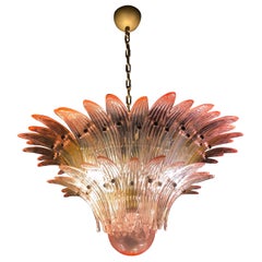 Fantastico lampadario a palmette di Murano rosa