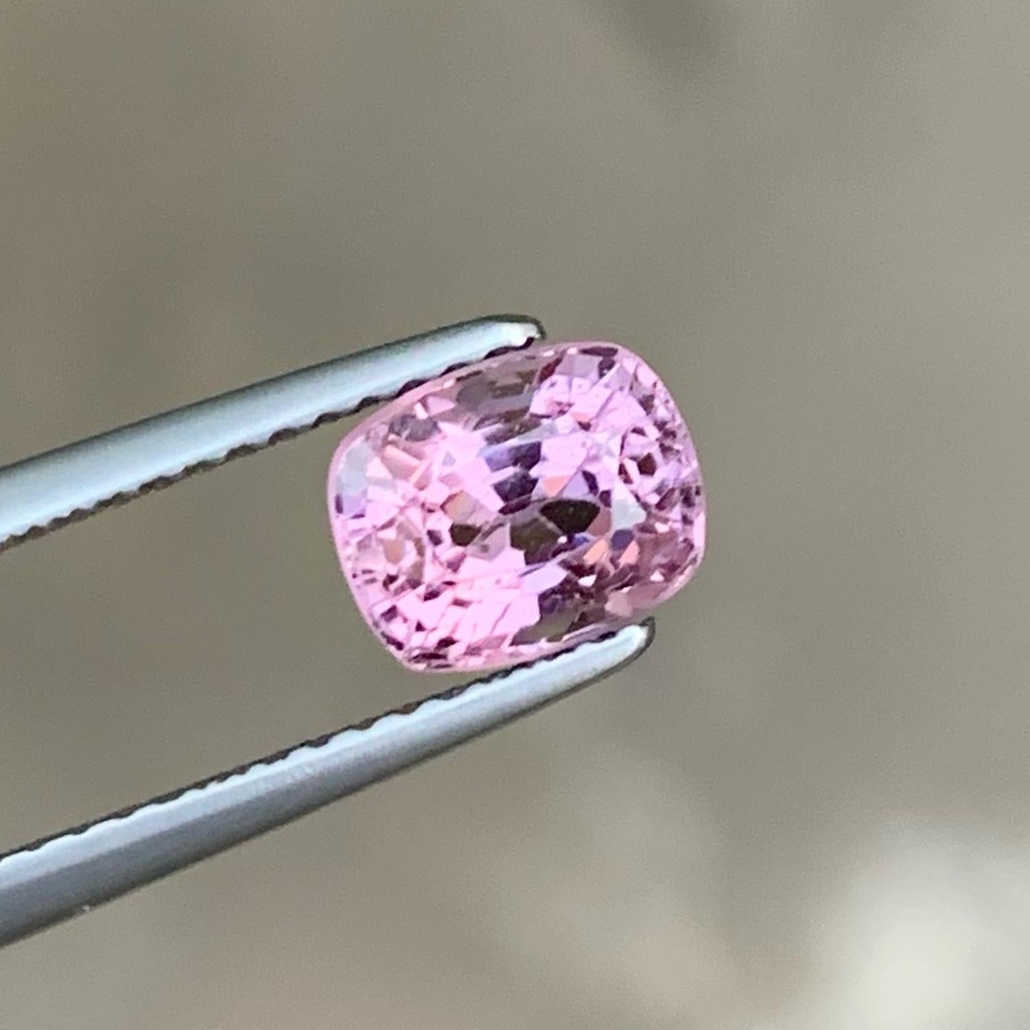 Women's or Men's Fantastic Purplish Pink Natural Spinel Stone 1.40 carats Cushion Cut Gemstone For Sale