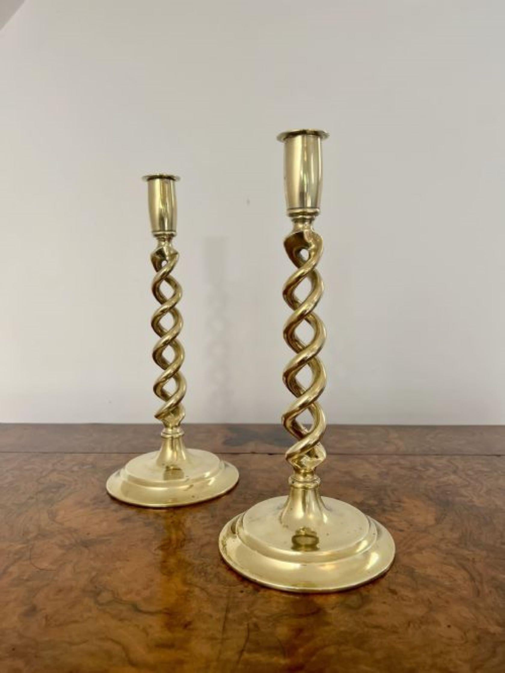 Fantastic quality antique Edwardian brass candlesticks  In Good Condition For Sale In Ipswich, GB