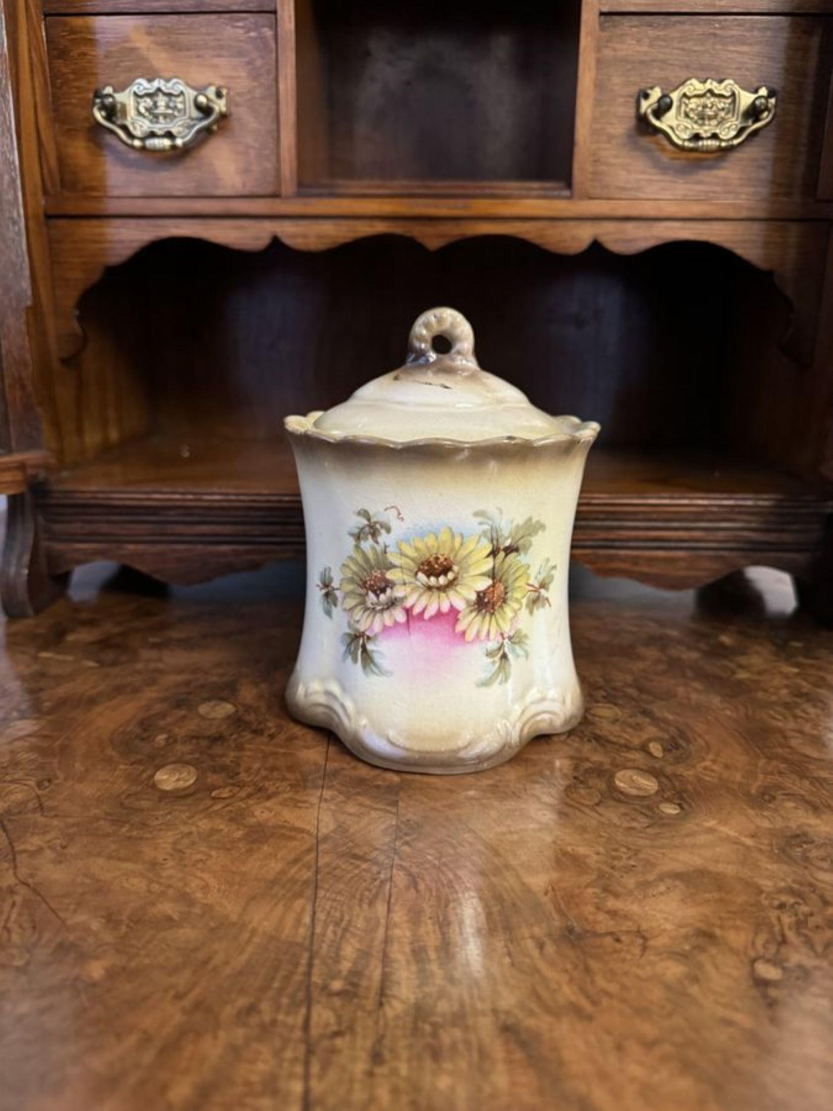 Édouardien Magnifique cabinet de fumeur en chêne sculpté de l'époque d'Oakities. en vente