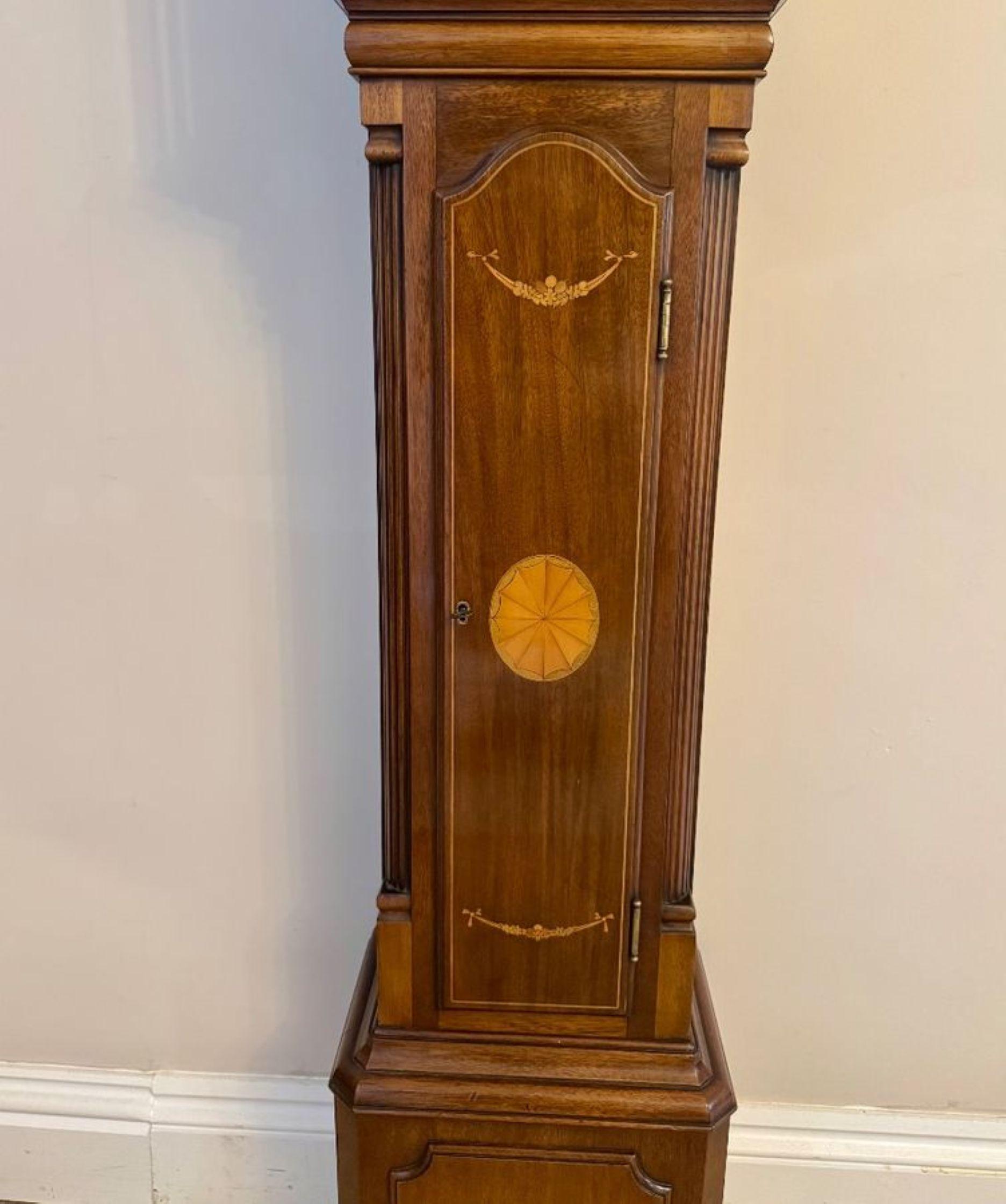 Fantastic quality antique Edwardian mahogany inlaid chiming grandmother clock In Good Condition For Sale In Ipswich, GB