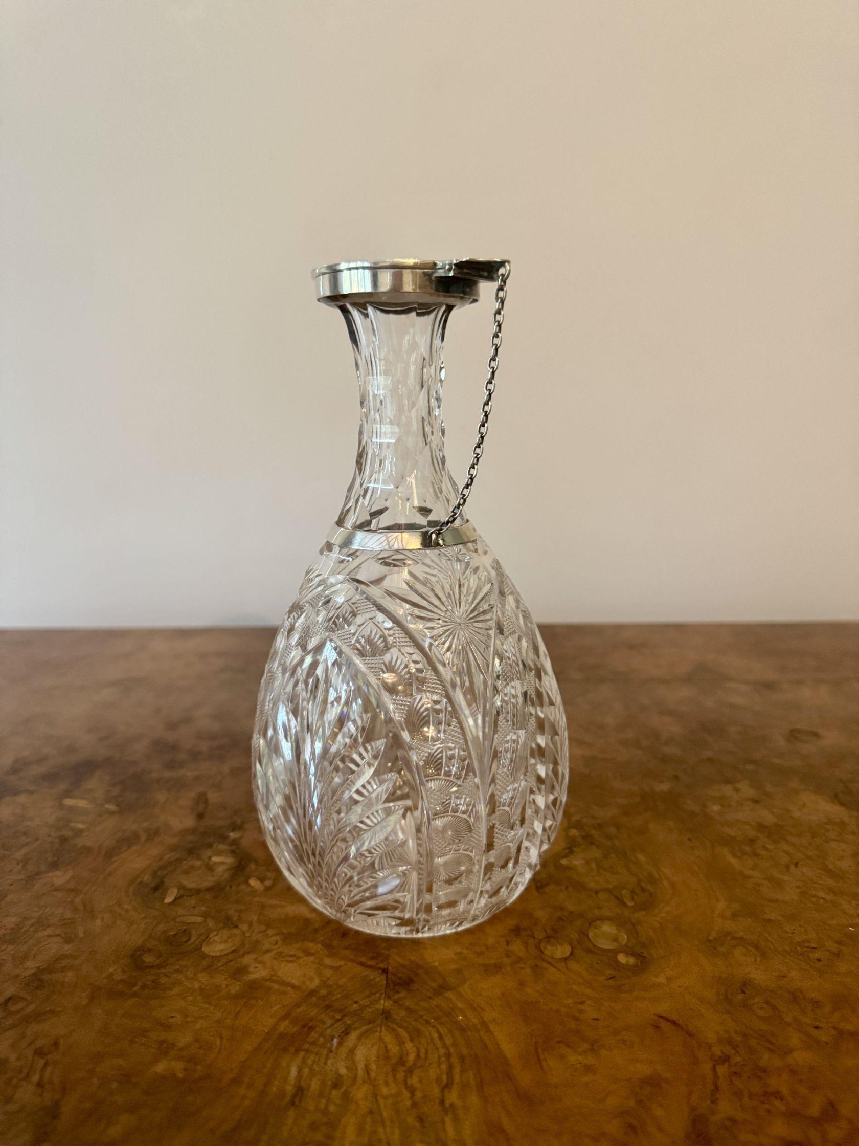 Britannique Carafe à décanter en argent de l'époque édouardienne, d'une qualité exceptionnelle. en vente