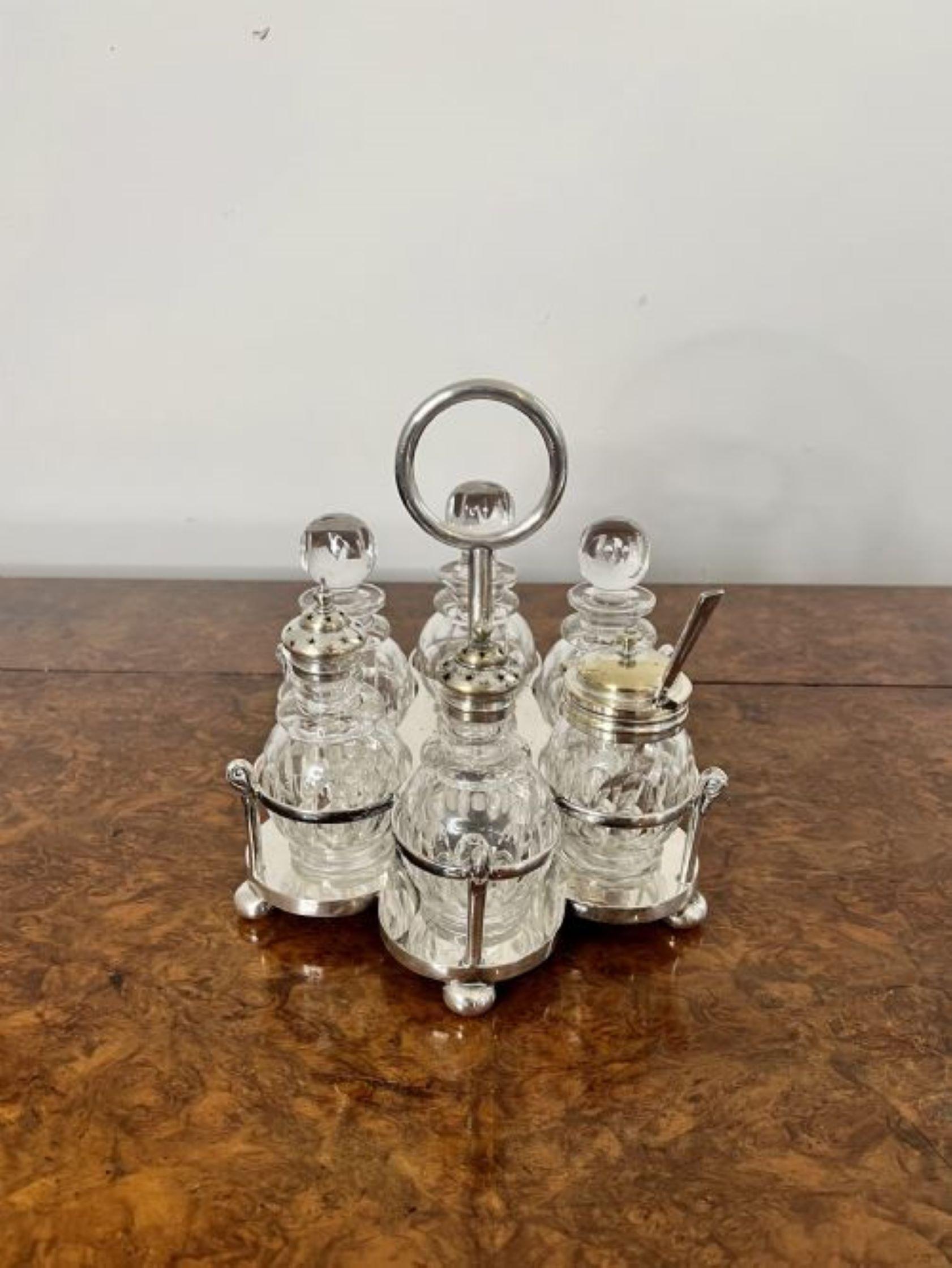 Fantastic quality antique Edwardian silver plated cruet set  In Good Condition For Sale In Ipswich, GB