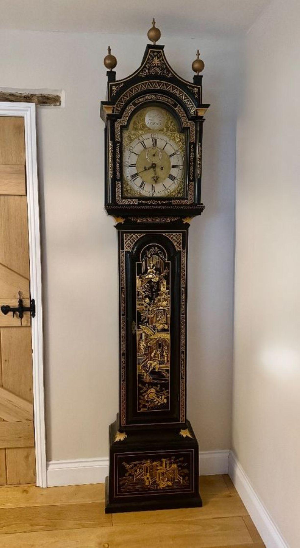 Fantastic quality antique George III lacquered and chinoiserie longcase clock For Sale 1