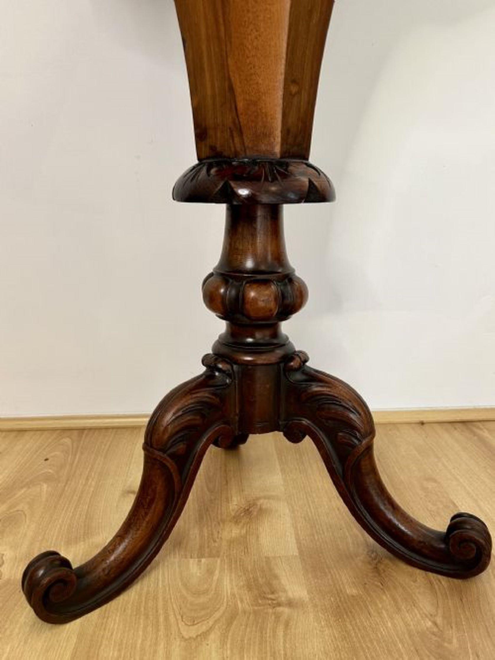 Fantastic quality antique Victorian burr walnut trumpet work table  For Sale 4