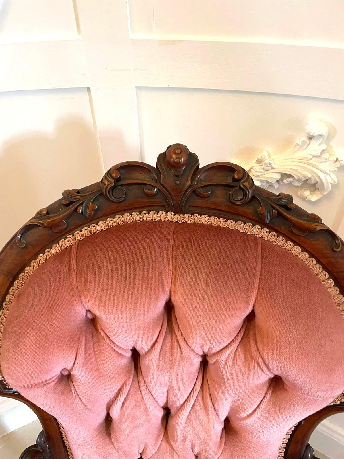 Fantastic Quality Antique Victorian Carved Walnut 3 Piece Suite For Sale 5