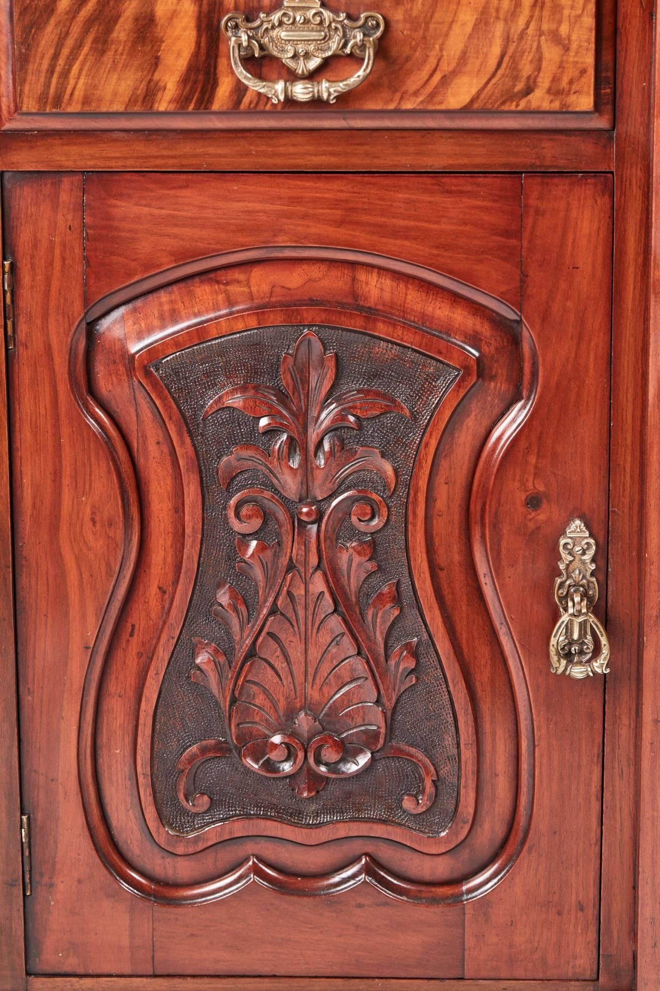 European Fantastic Quality Antique Victorian Carved Walnut Sideboard For Sale