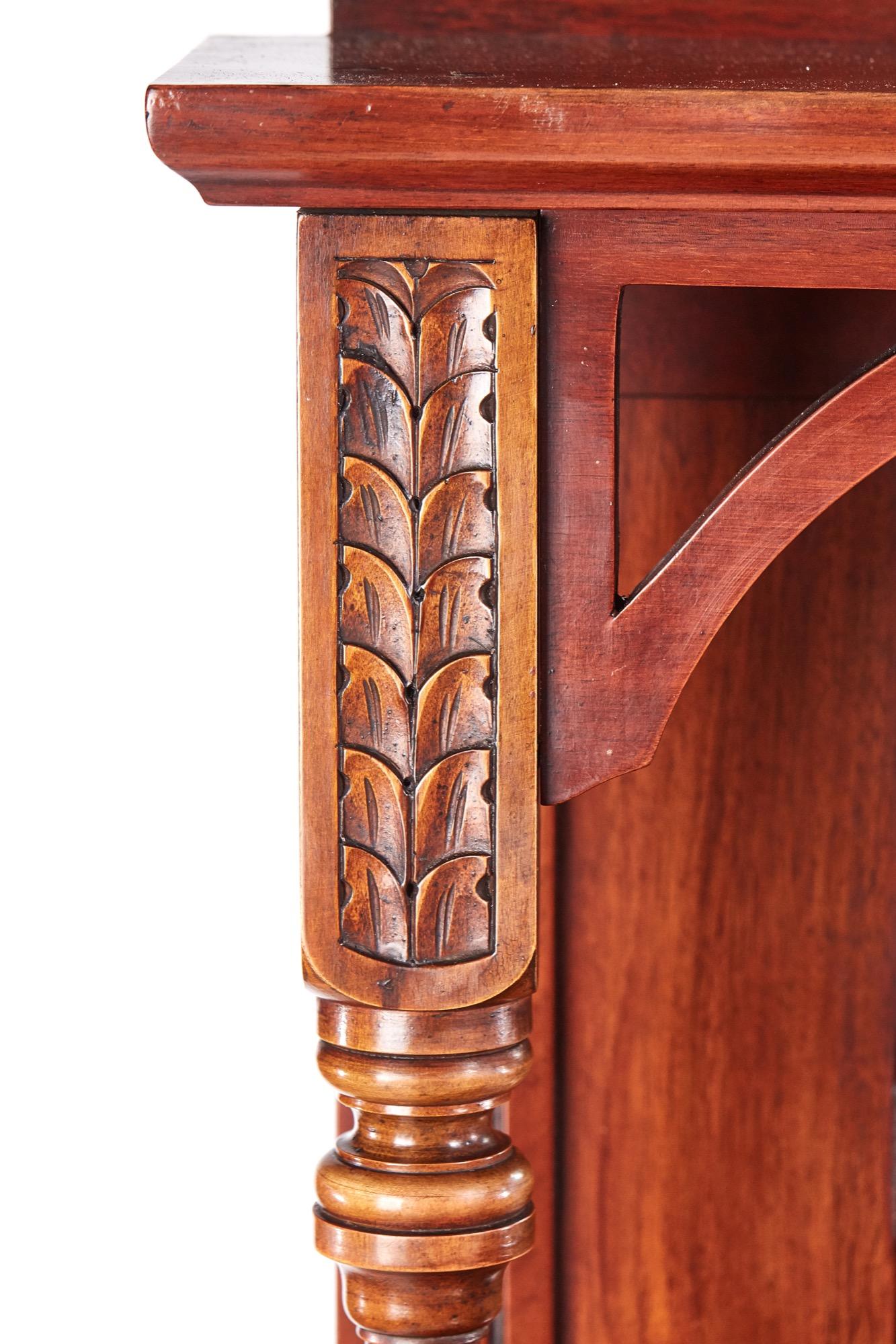 Fantastic Quality Antique Victorian Carved Walnut Sideboard In Excellent Condition In Suffolk, GB