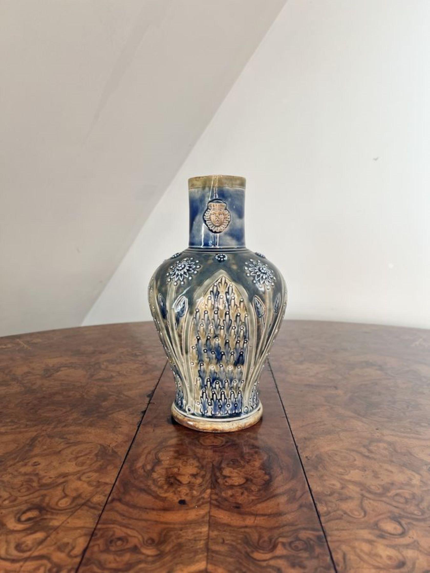 Fantastic quality antique Victorian Doulton Lambeth jug  In Good Condition For Sale In Ipswich, GB