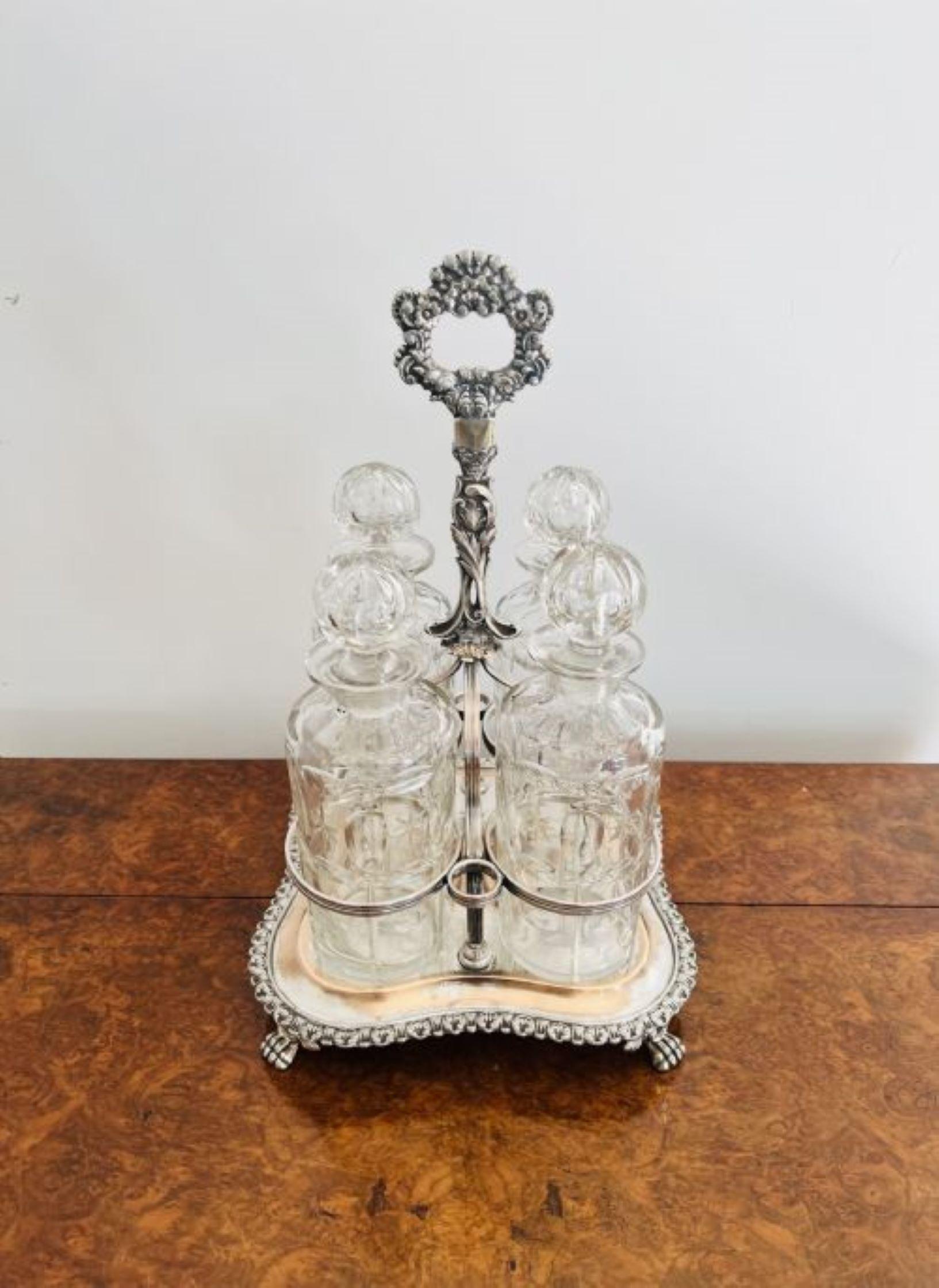 Fantastic quality antique Victorian quality cut glass decanters For Sale 3