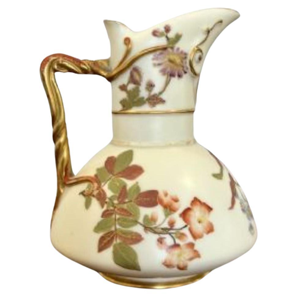 Fantastic quality antique Victorian Royal Worcester cleft jug For Sale