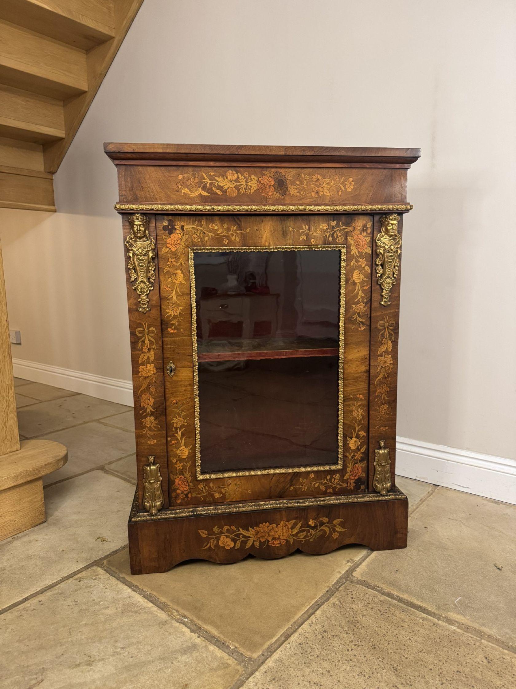 Fantastic quality antique Victorian walnut marquetry inlaid pier cabinet For Sale