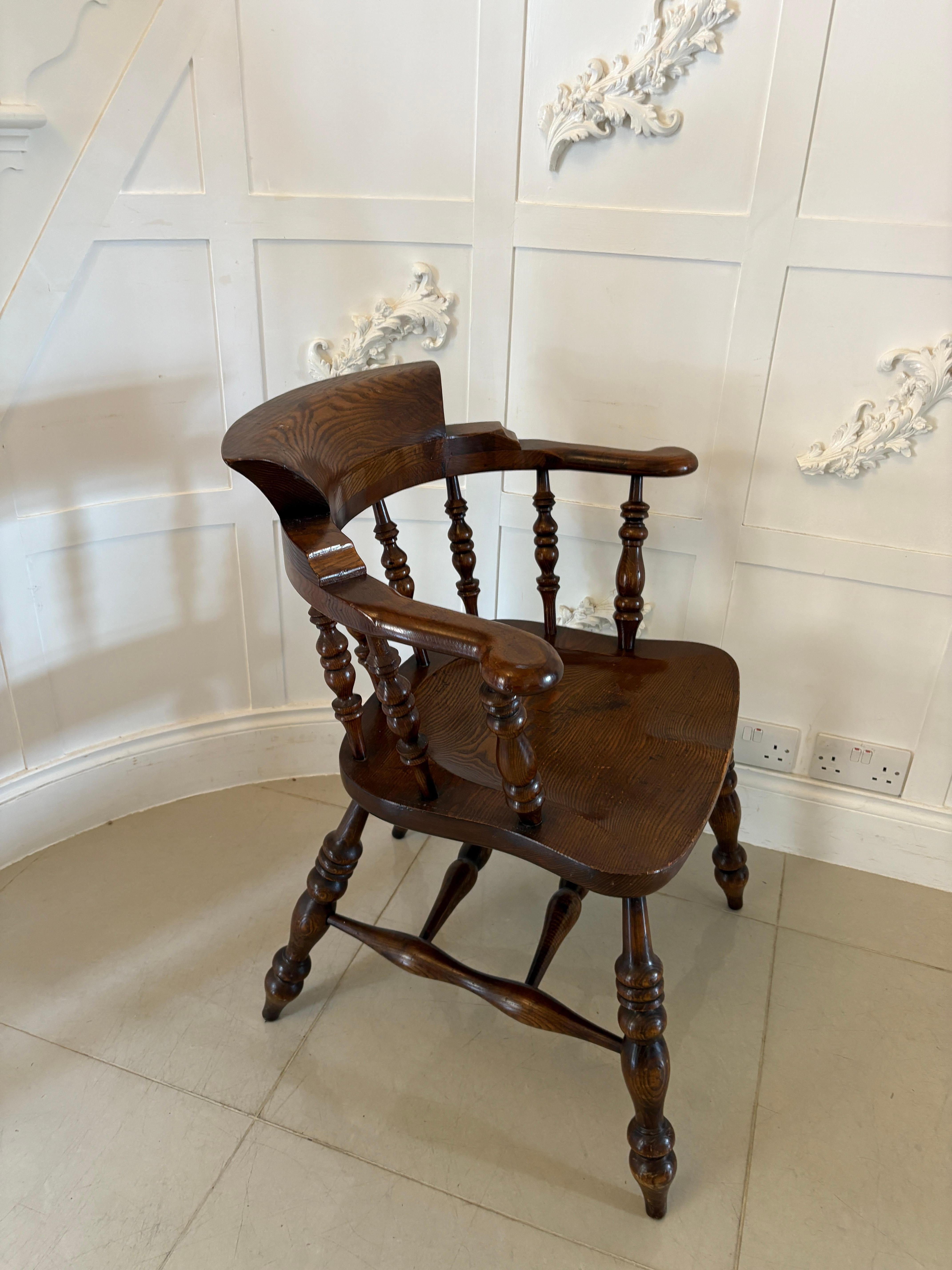 Fantastique paire de grands fauteuils victoriens anciens à nœud papillon Bon état - En vente à Suffolk, GB
