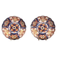 Fantastisches Paar antiker japanischer Imari-Teller in hervorragender Qualität 