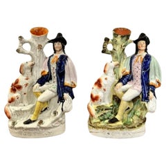 Fantastique paire de grandes figurines victoriennes Staffordshire anciennes 