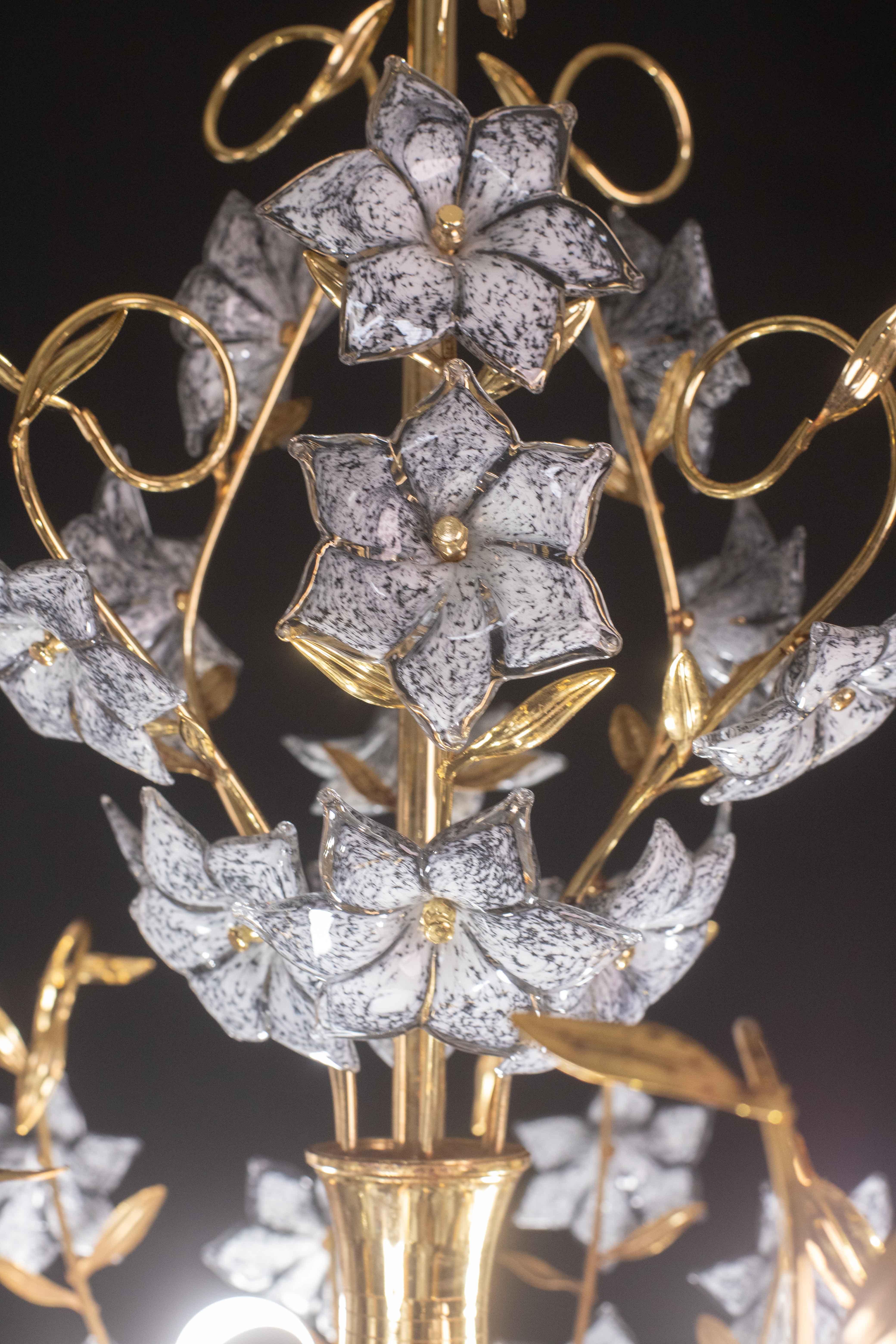 Fantastic Rare Murano Chandelier Full of Black Flowers, 1970s For Sale 1