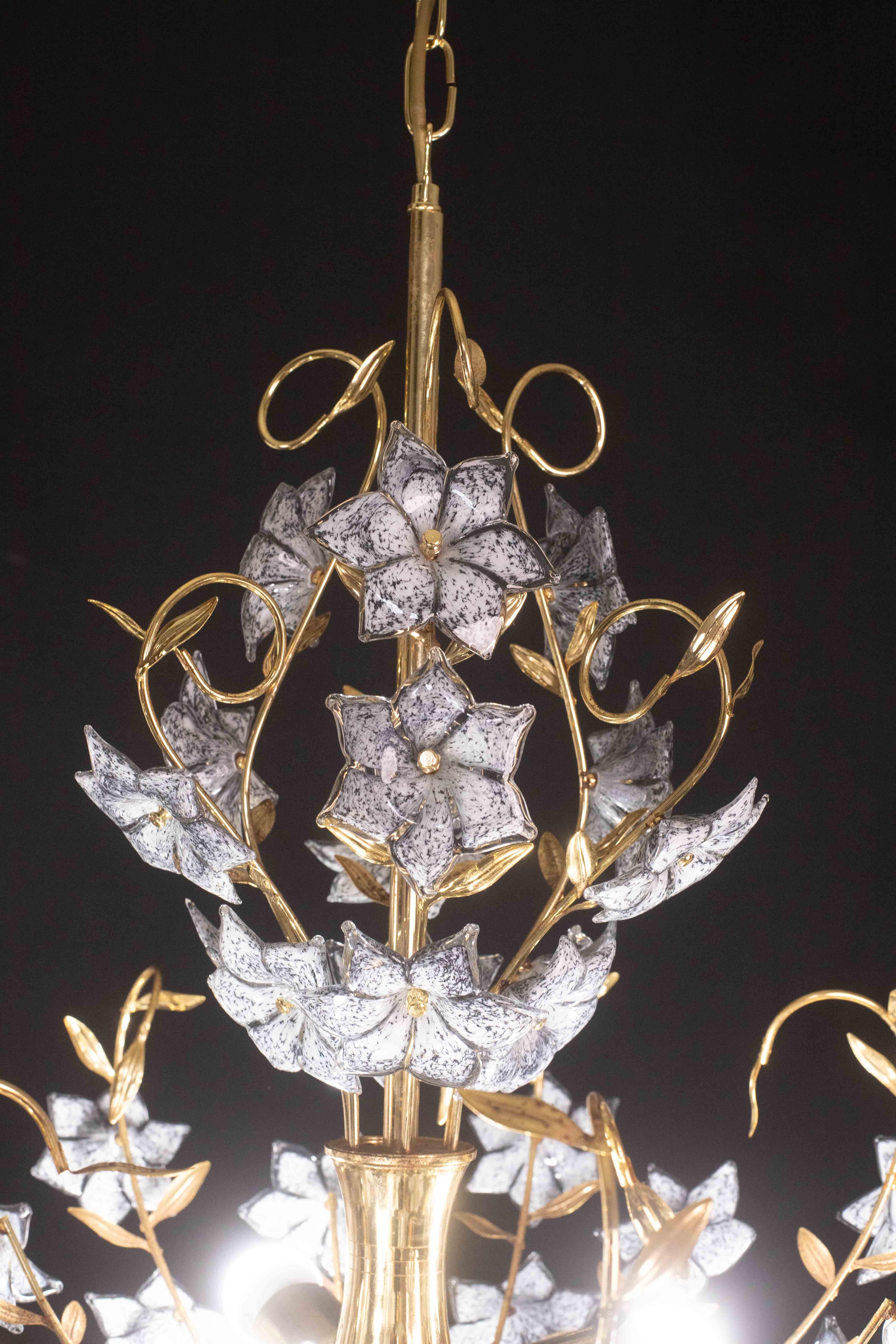 Fantastic Rare Murano Chandelier Full of Black Flowers, 1970s For Sale 4
