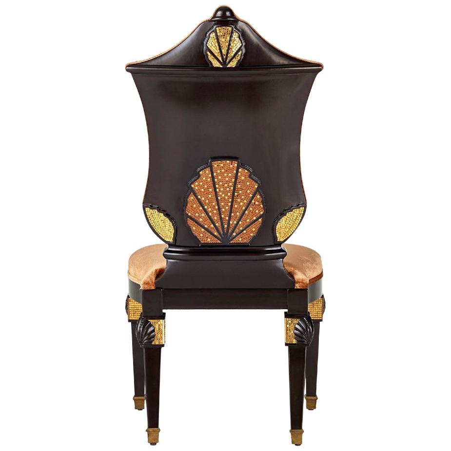 Fantastique chaise rococo en bois massif sculpté décorée d'une épaisse mosaïque en vente