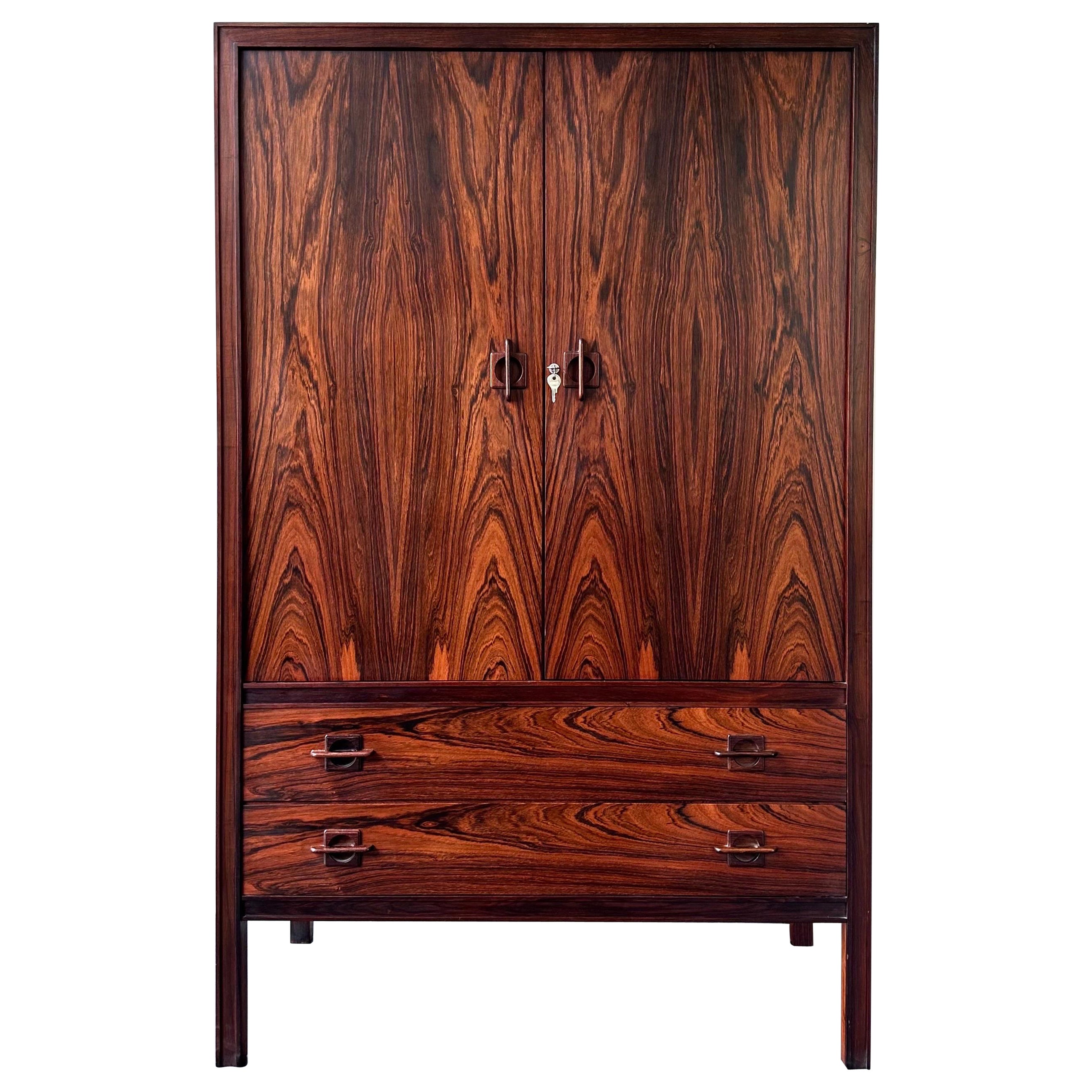 Fantastic Rosewood Gentlemen’s Chest by Jorgen Clausen for Brande Mobelfabrik