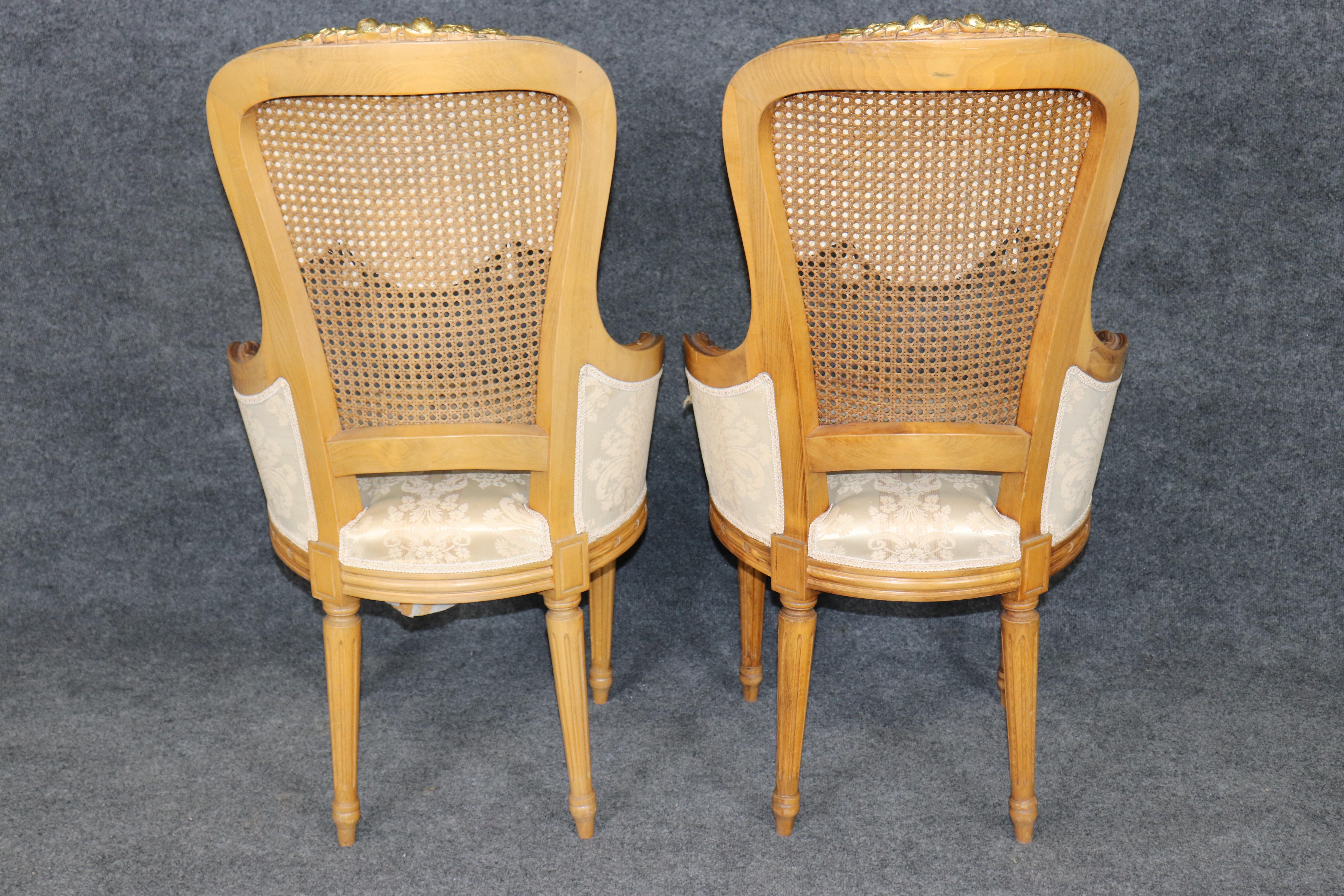 Fantastic set of 10 French Louis XVI Cane Damask Upholstered Dinng Chairs im Angebot 1