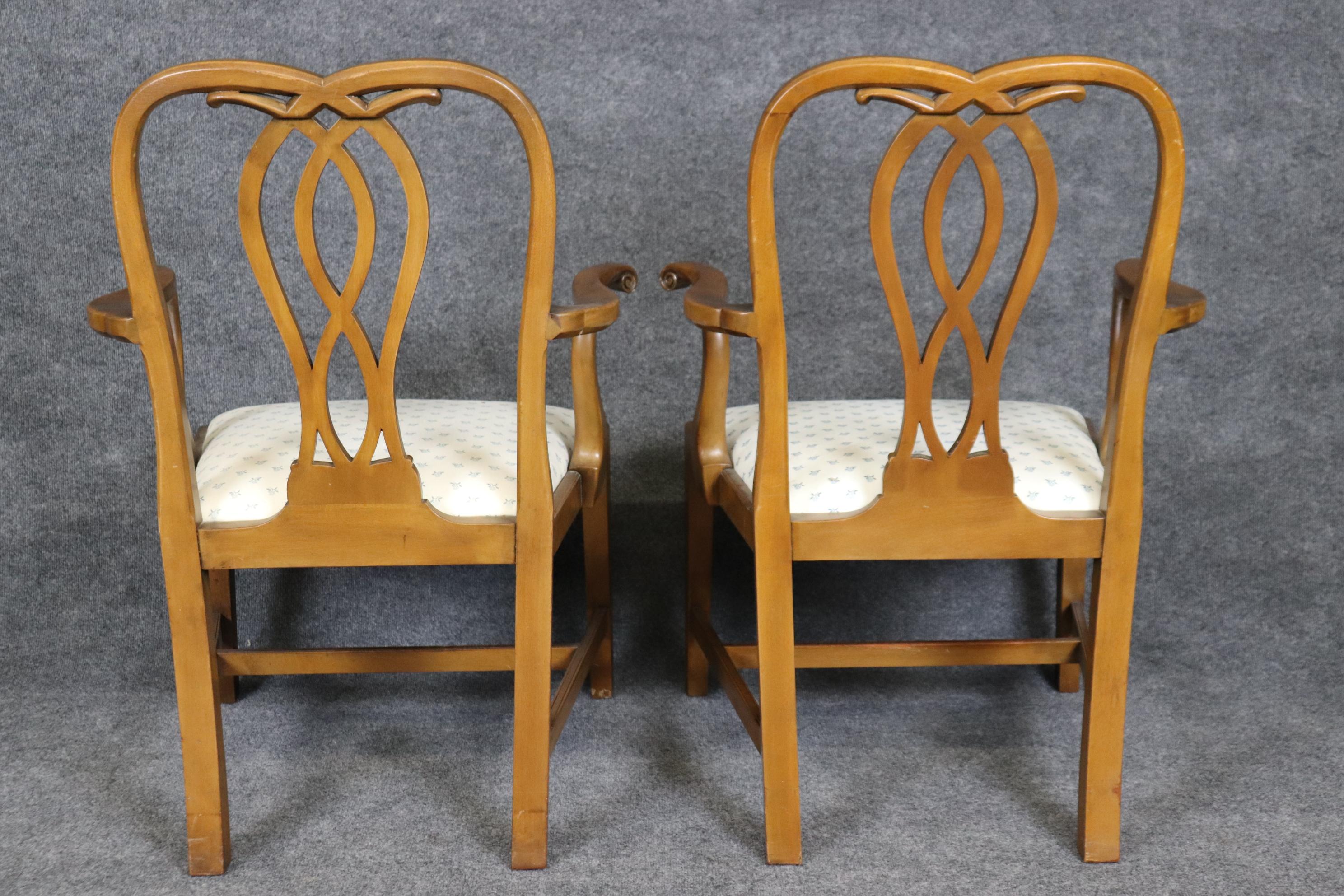 Fantastic Set of 8 Walnut CW Kittinger Williamsburg Chippendale Dining Chairs For Sale 1
