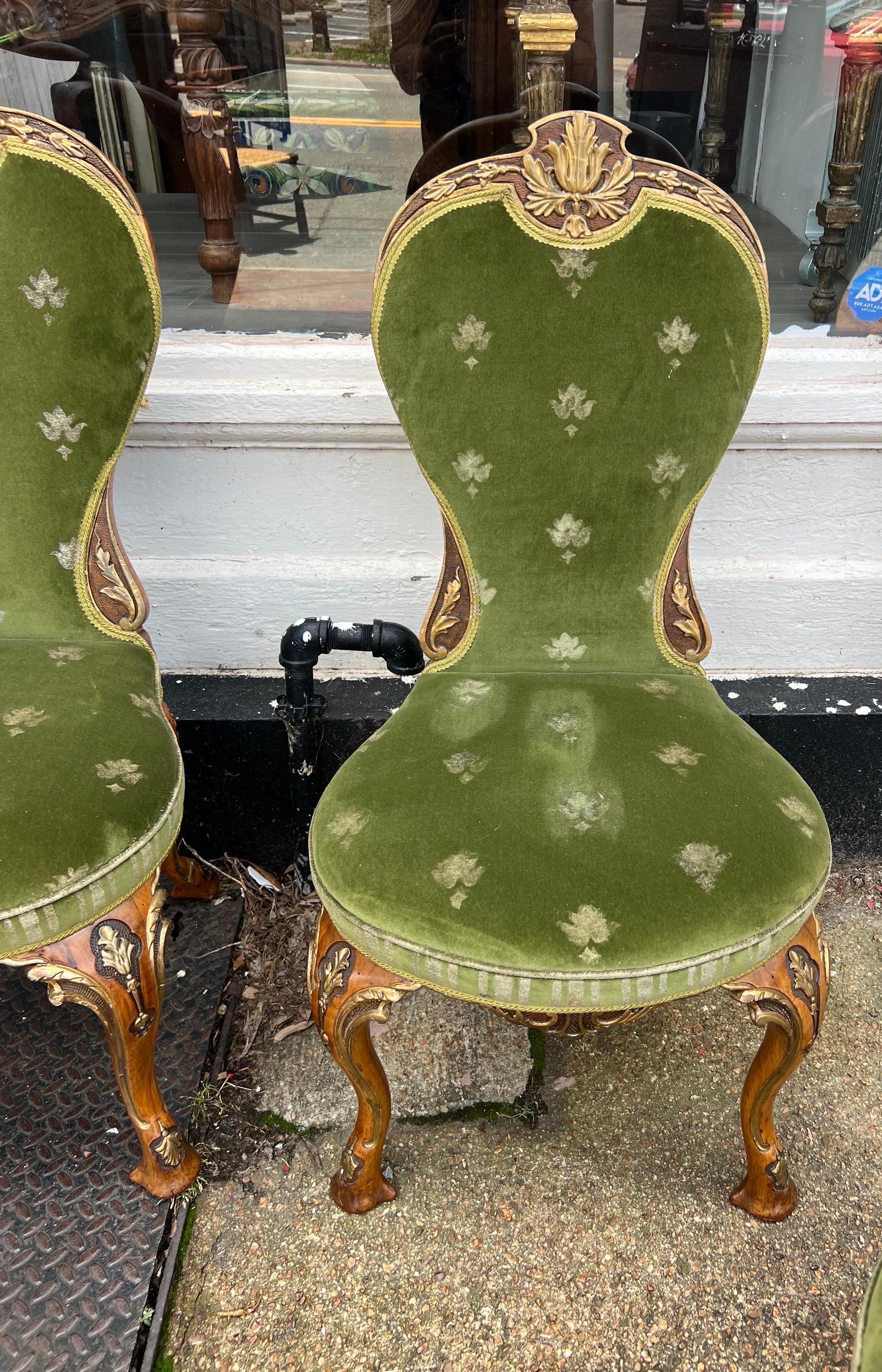 Fantastic Set of Late 19th Century Parcel Gilt George II Style Chairs For Sale 4