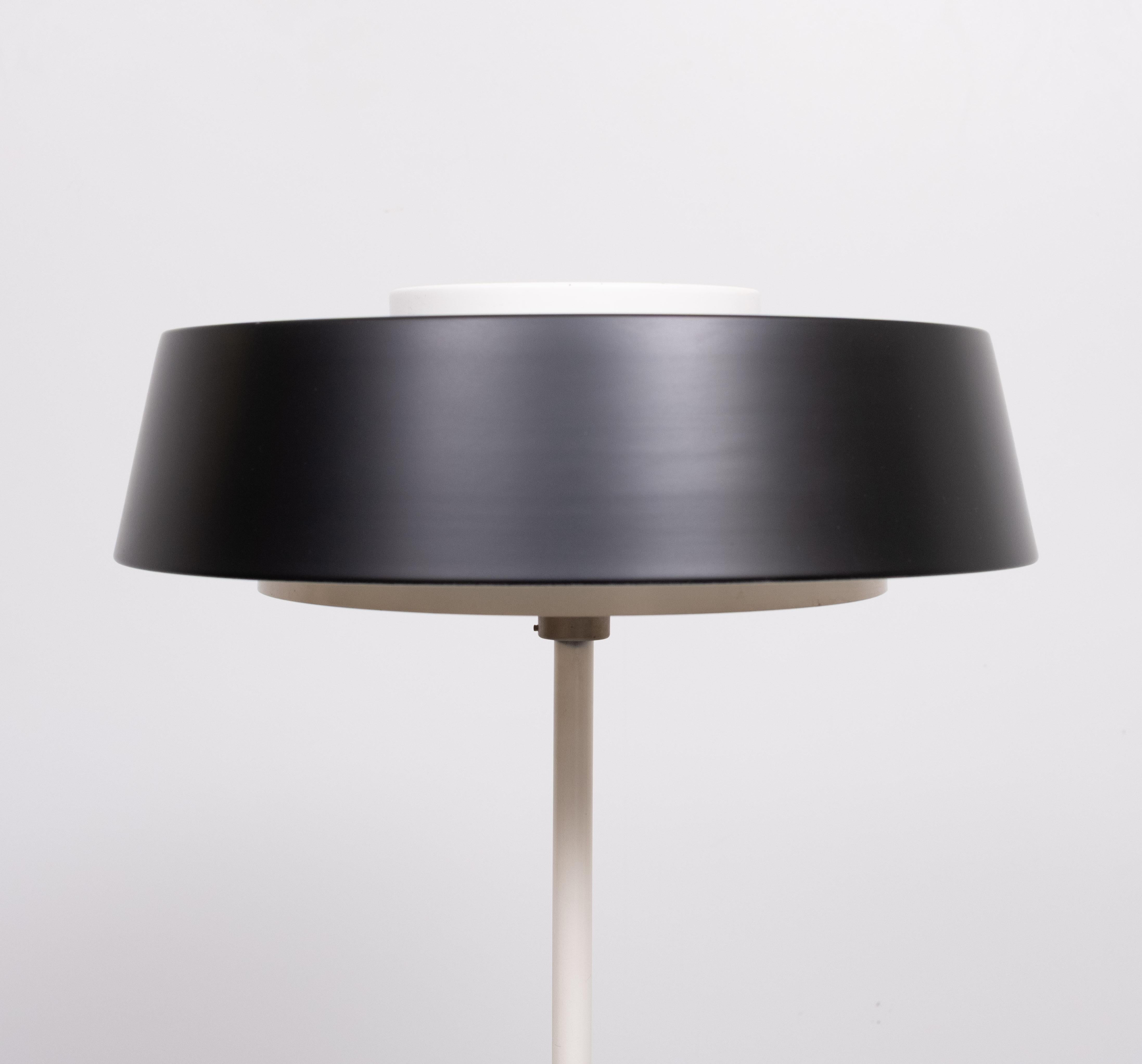 Metallo Fantastico  Lampada da terra ST 7128 di Niek Hiemstra per Evolux, Olanda  1960s in vendita