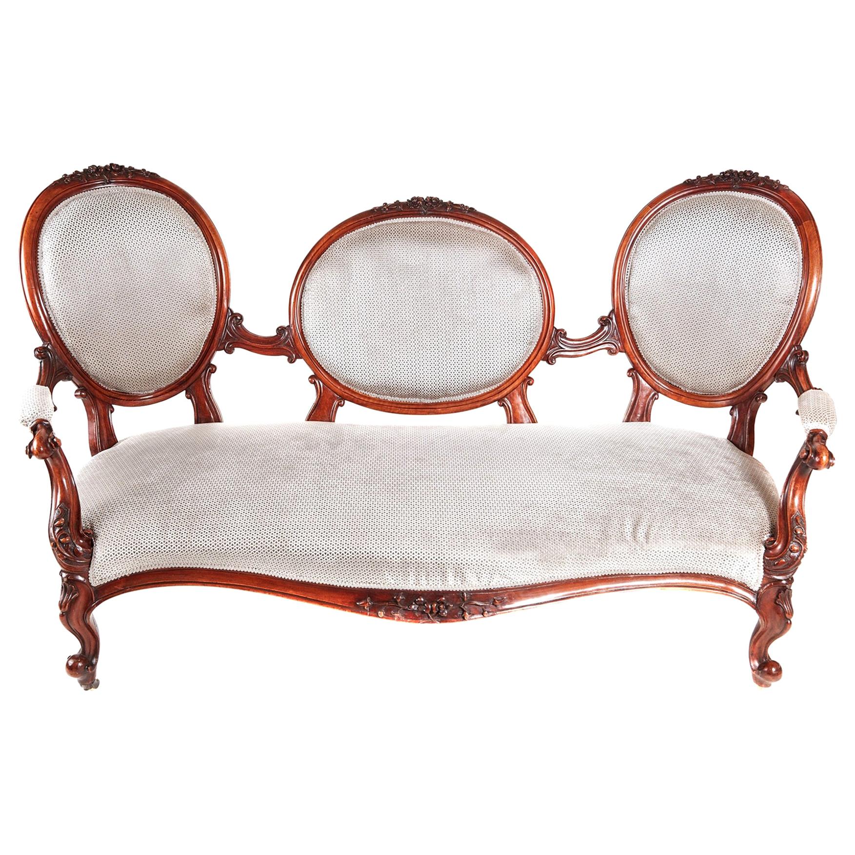 Fantastic Victorian Carved Walnut Cameo Back Settee