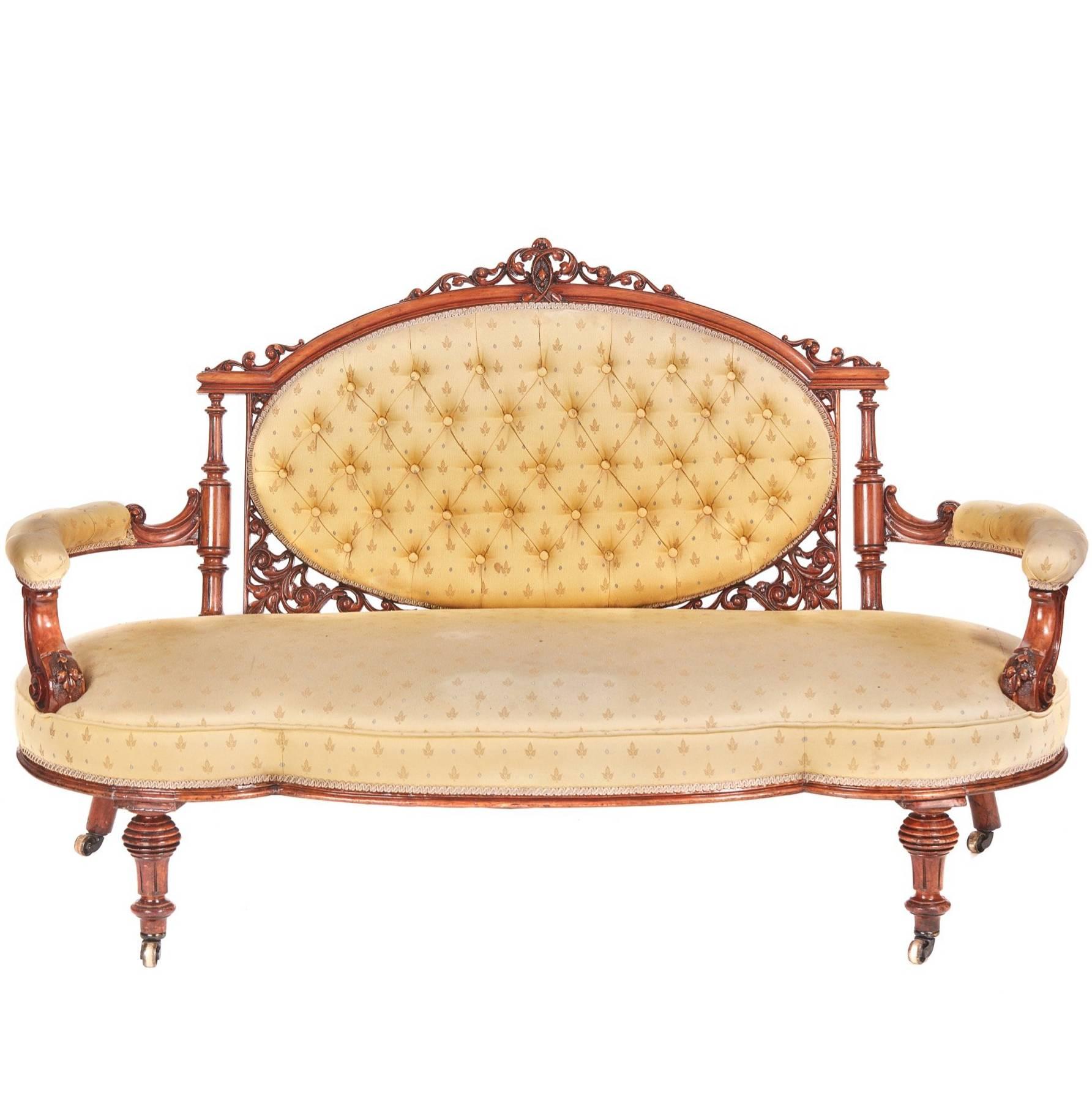 Fantastic Victorian Carved Walnut Settee For Sale