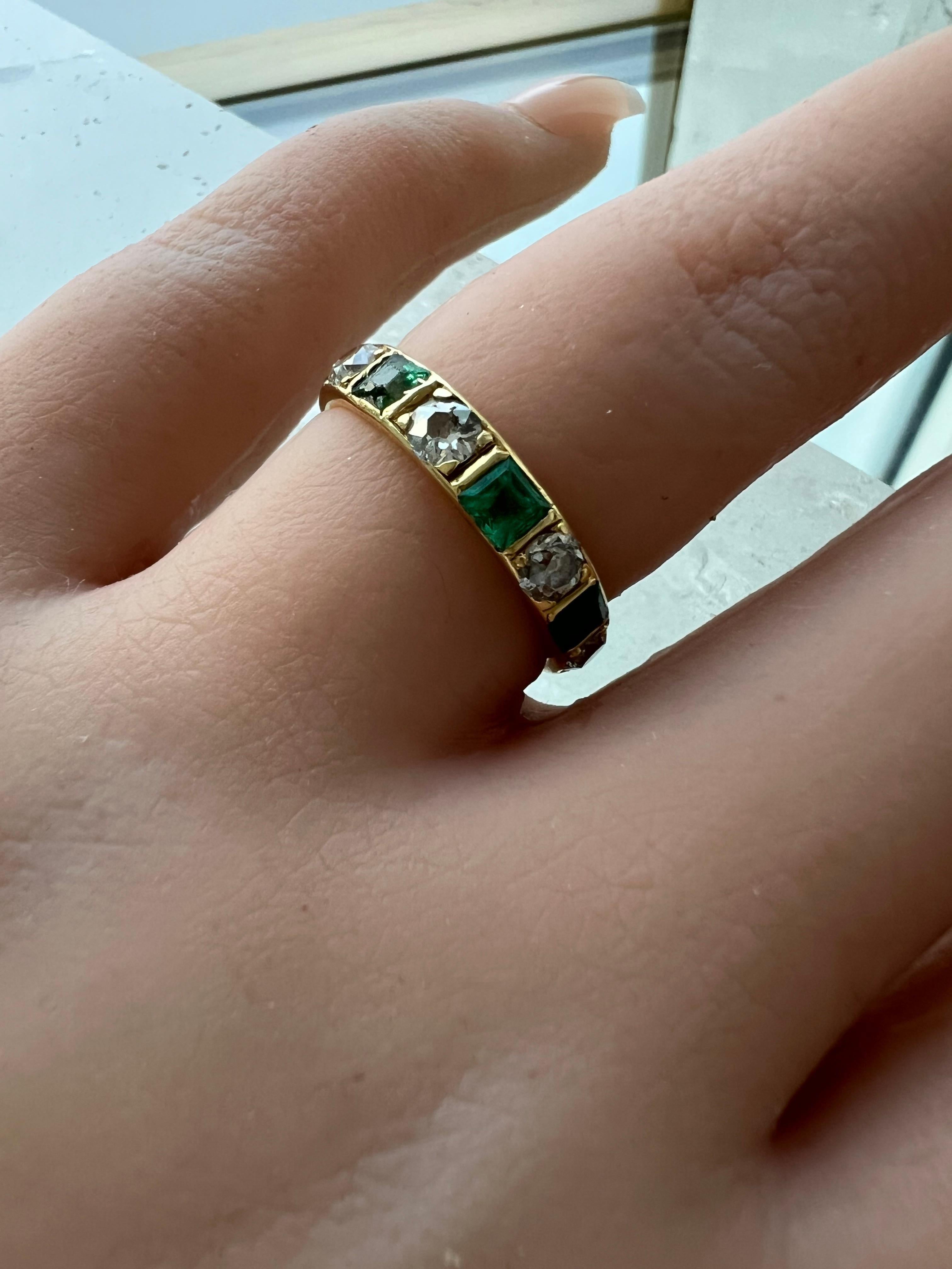 Art Deco Fantastic Vintage 18K Yellow Gold Emerald and Diamond Eternity Band Wedding Band