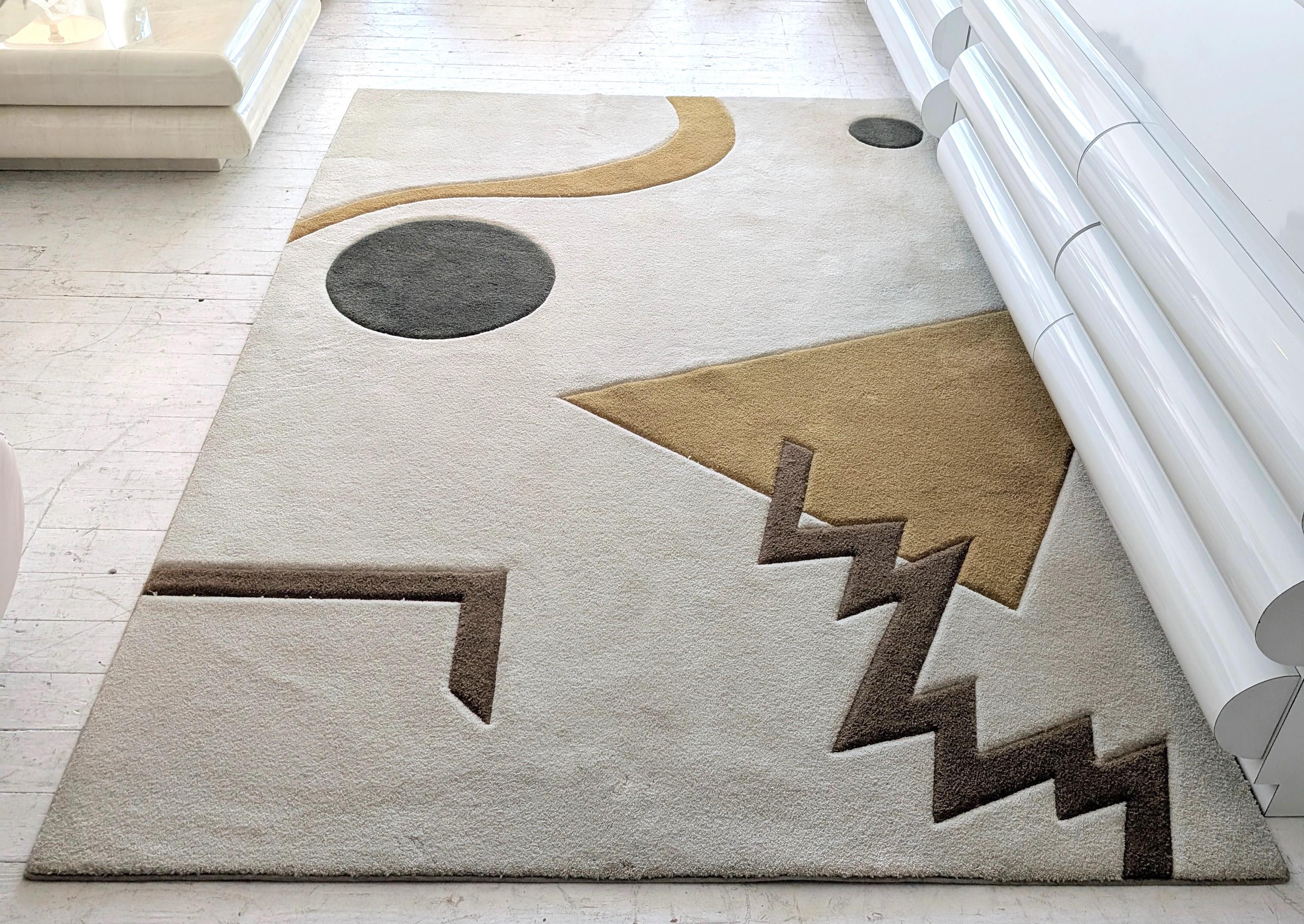 Post-Modern Fantastic vintage large graphic postmodern sculpted wool mix rug, USA 1980s For Sale