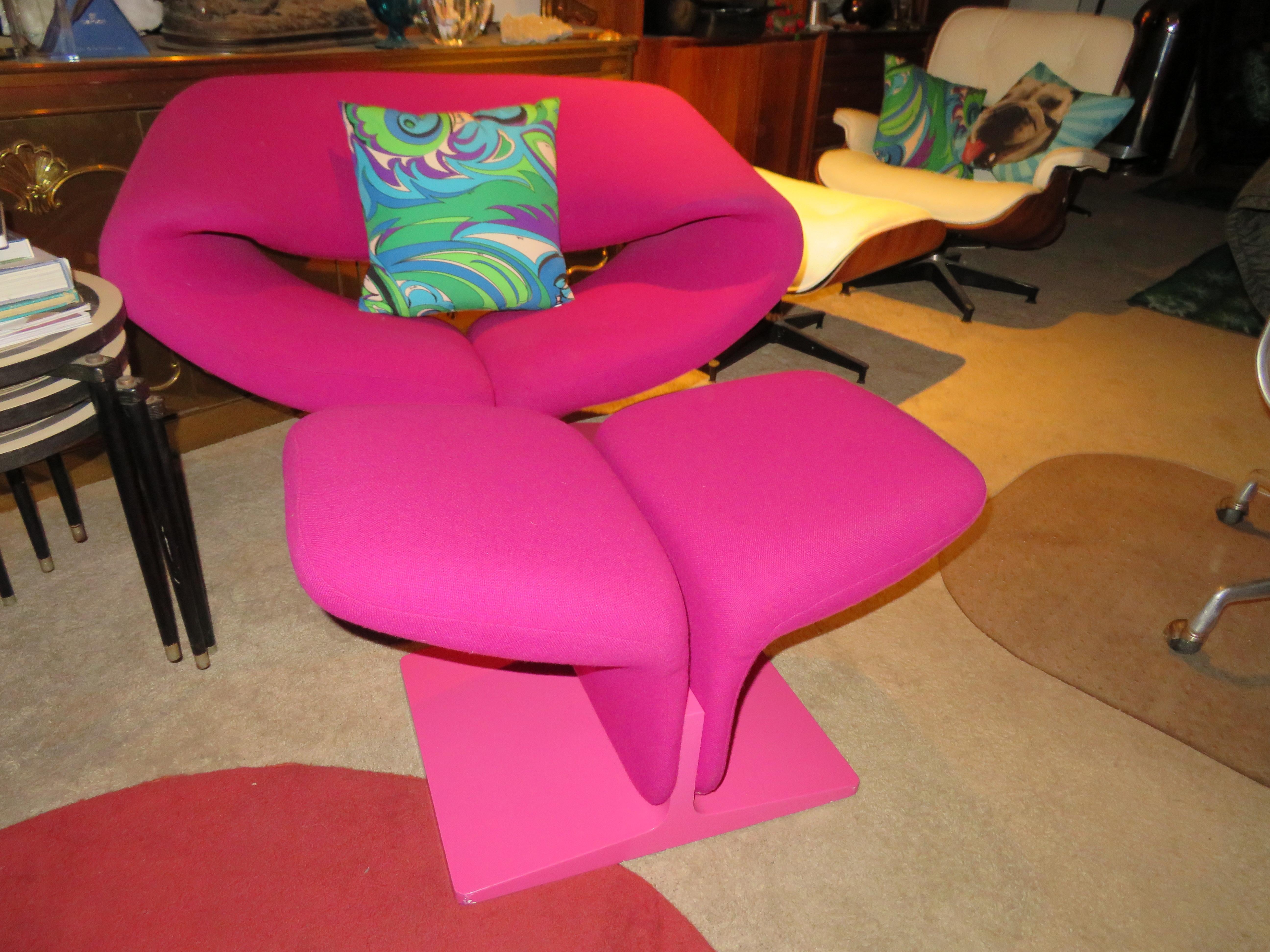 Fantastic Vintage Pierre Paulin for Artifort Ribbon Chair and Ottoman 8