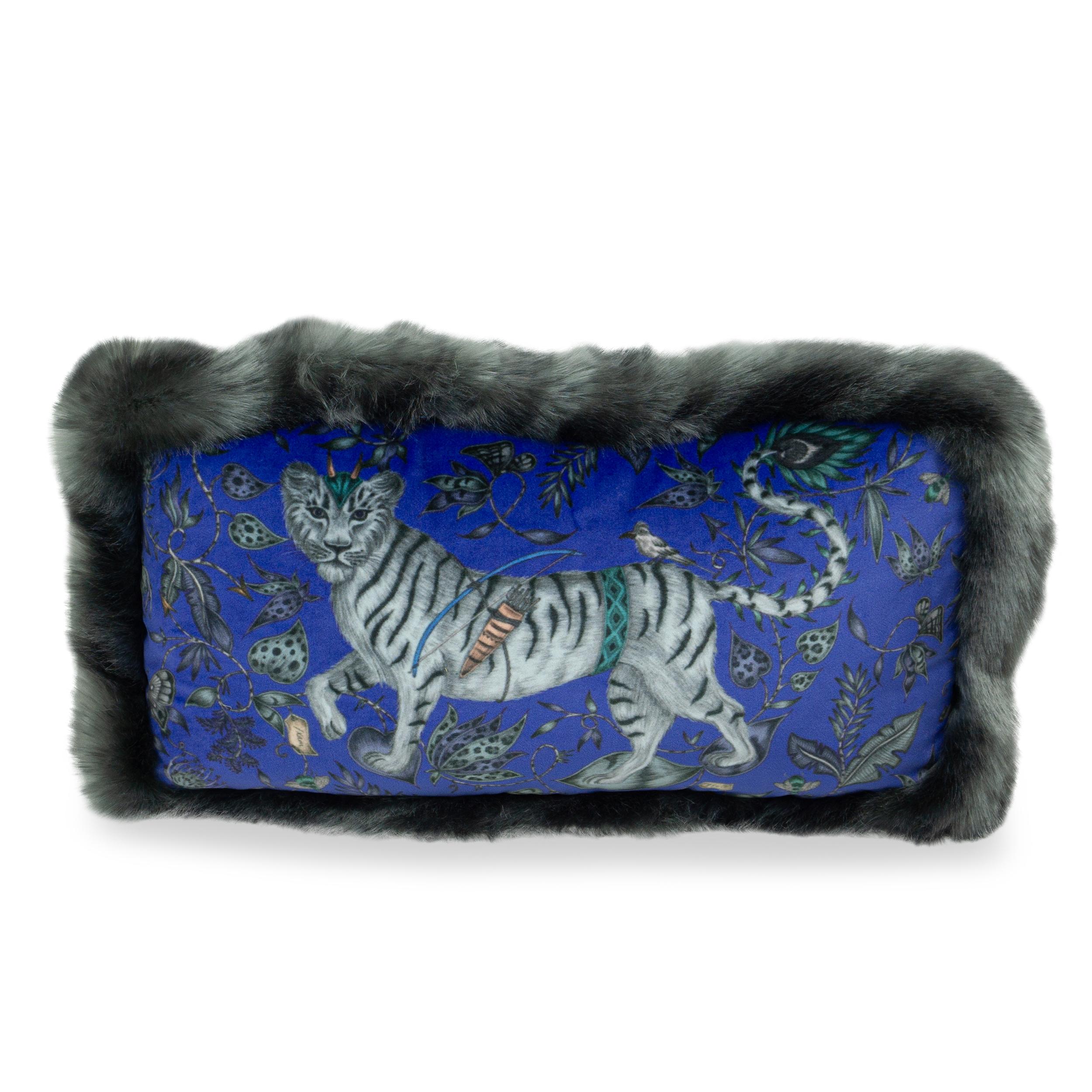 American Fantastical Zebra Cat Throw Pillow Set For Sale