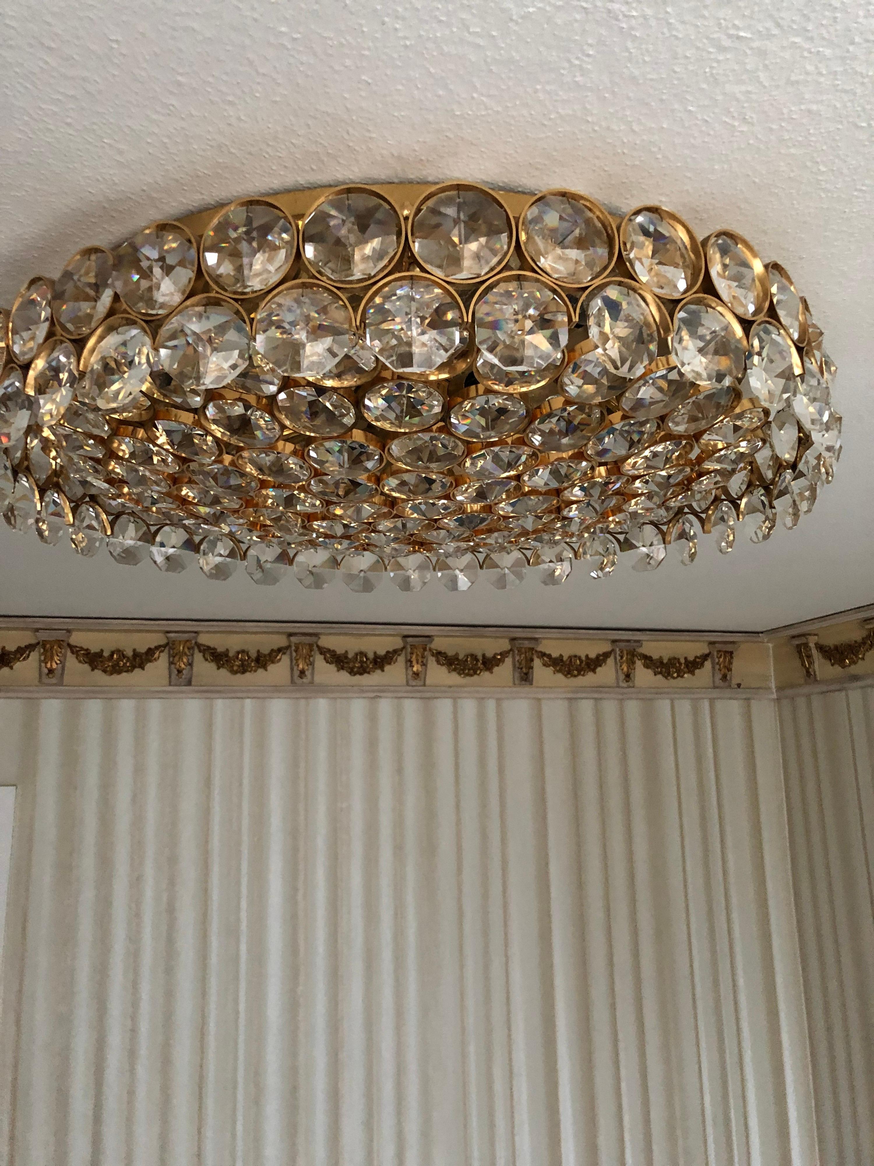 Fantastically Palwa Ceiling Lamp / Plafoniere Brass with Large Crystal In Good Condition For Sale In Berlin, DE
